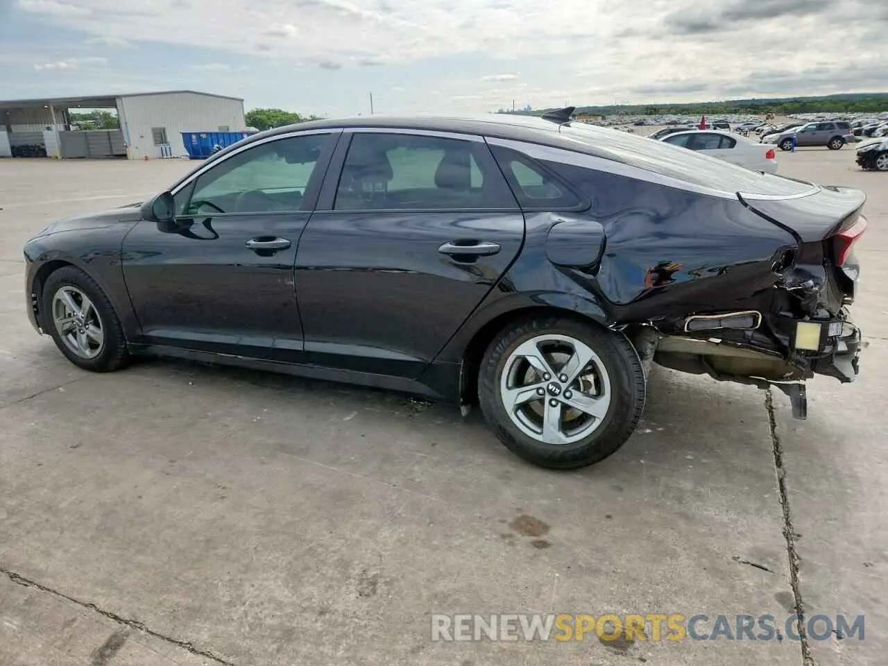2 fotografías del automóvil dañado 5XXG14J22MG001772 KIA K5 2021