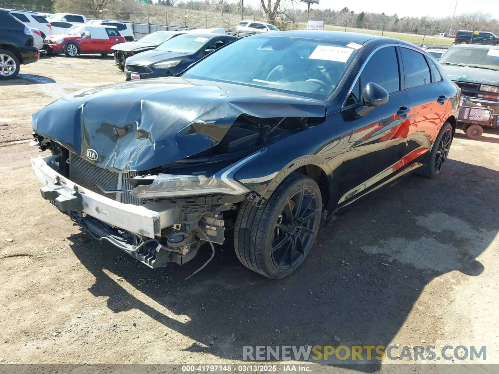 2 fotografías del automóvil dañado 5XXG14J22MG006230 KIA K5 2021