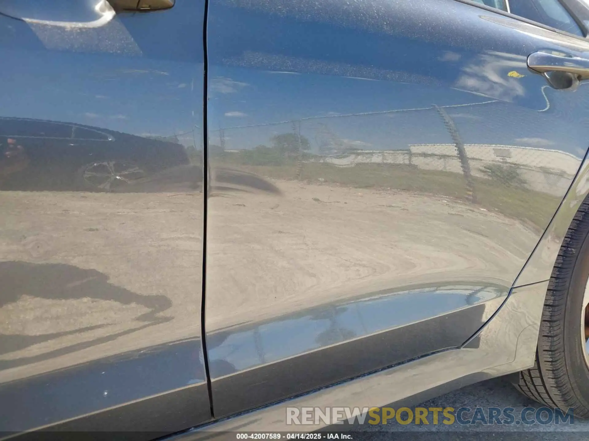 17 fotografías del automóvil dañado 5XXG14J22MG020953 KIA K5 2021