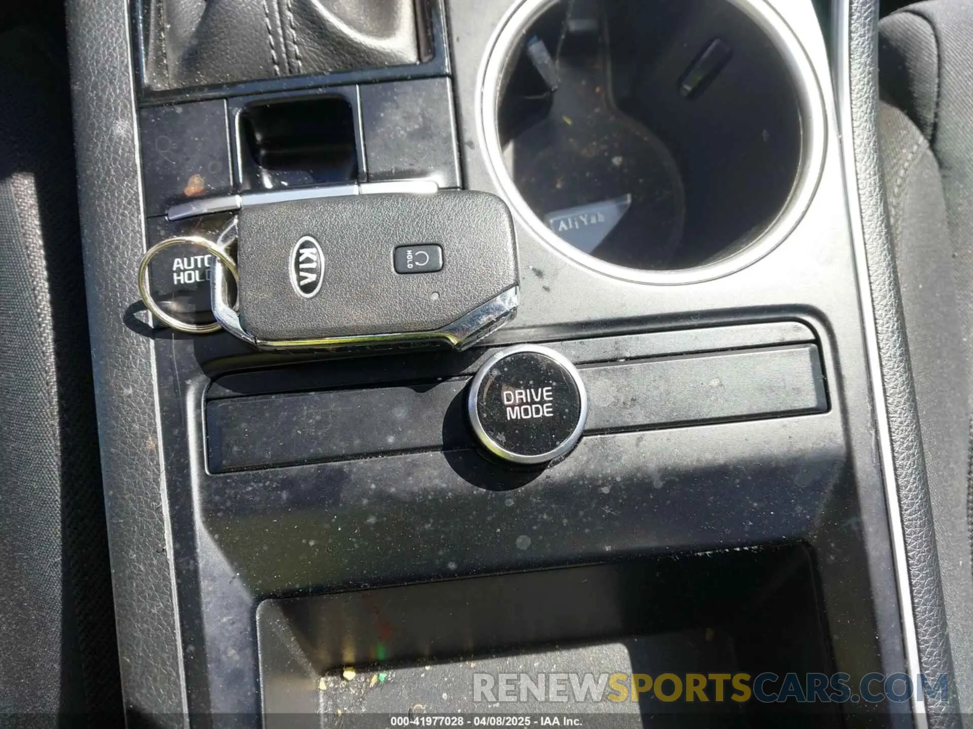 11 fotografías del automóvil dañado 5XXG14J23MG015647 KIA K5 2021