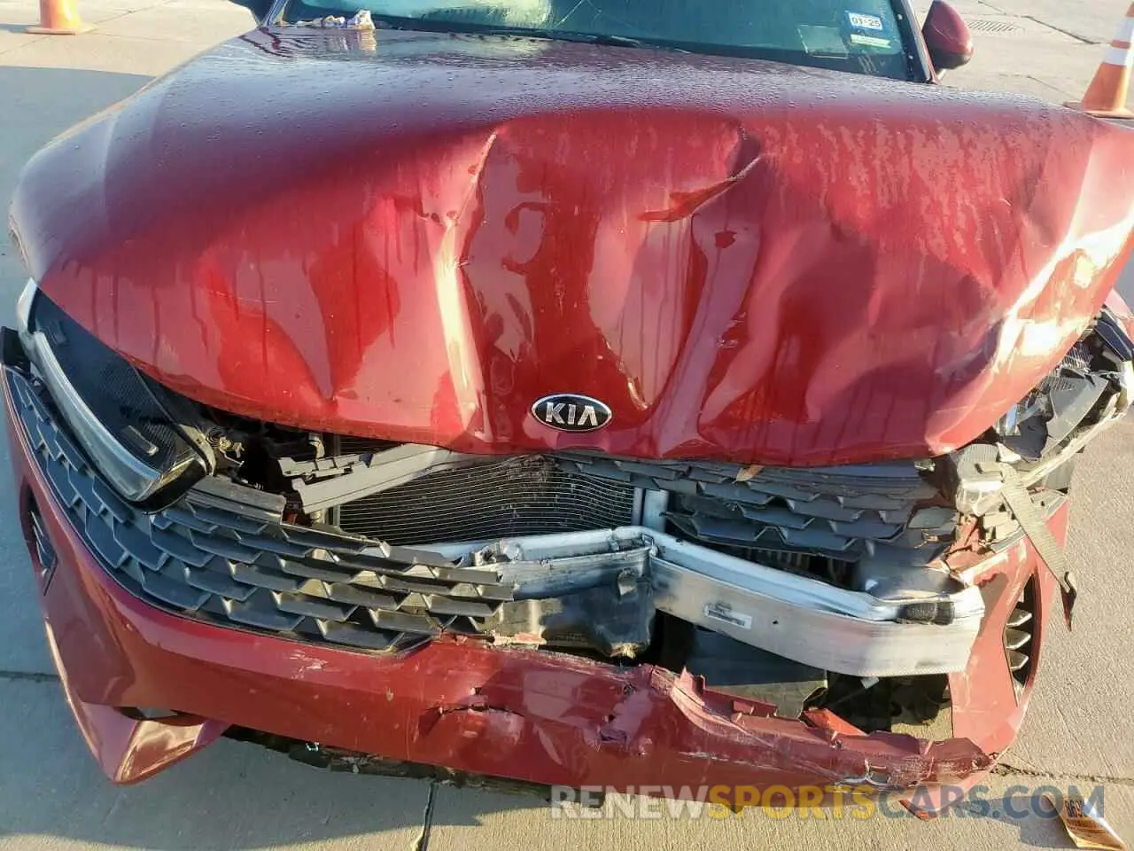 11 fotografías del automóvil dañado 5XXG14J23MG053282 KIA K5 2021
