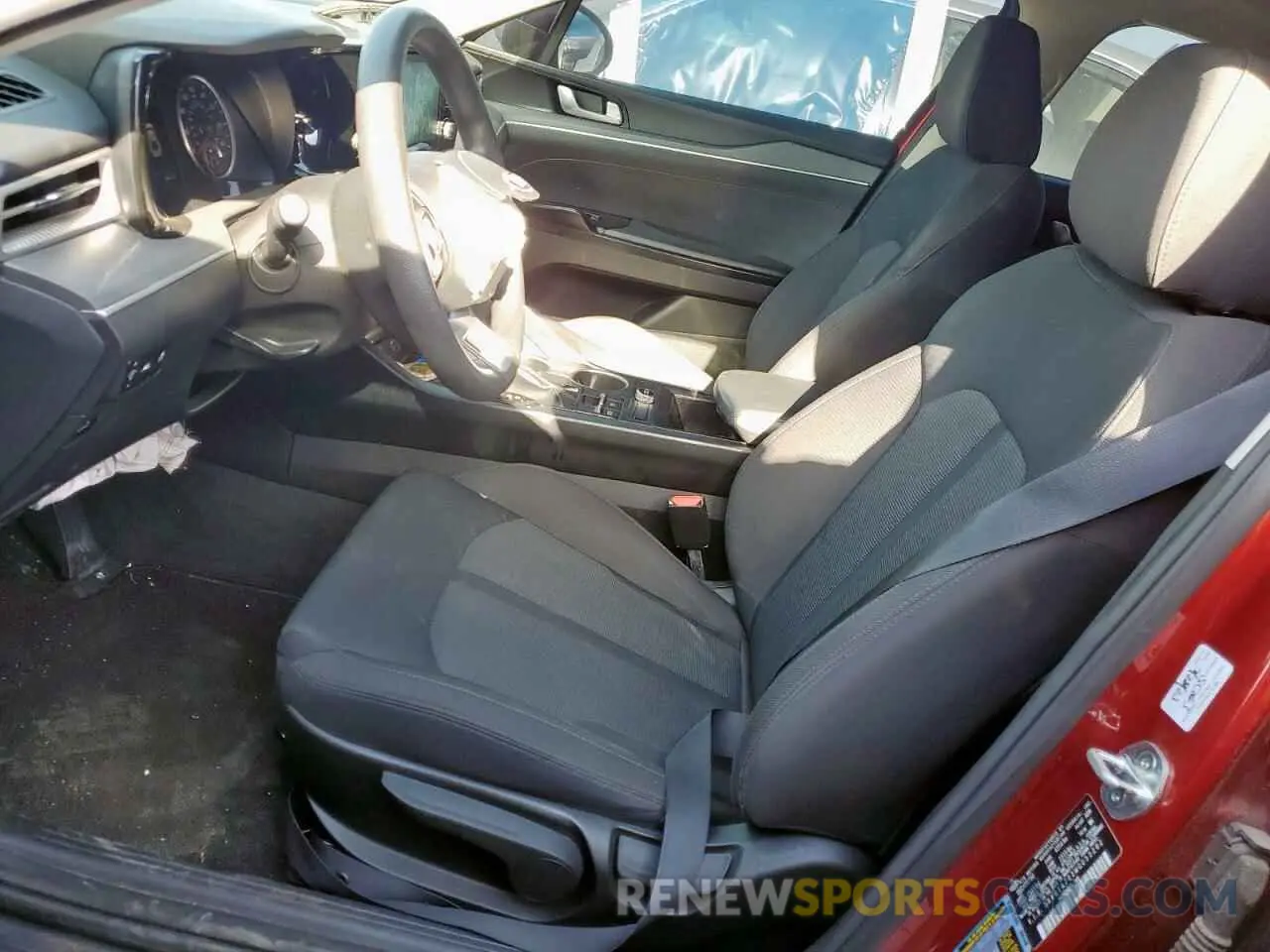 7 fotografías del automóvil dañado 5XXG14J23MG053282 KIA K5 2021