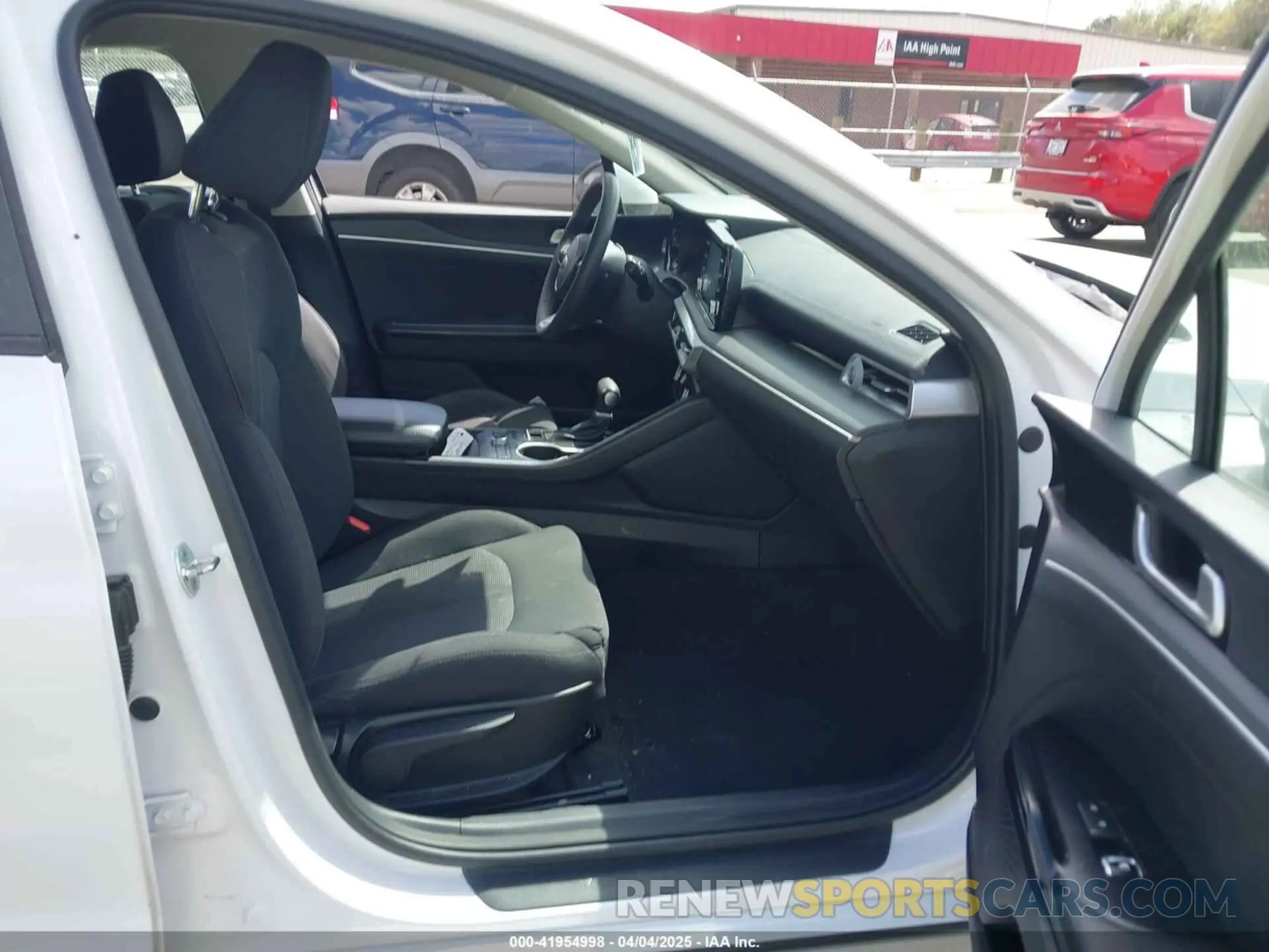 5 fotografías del automóvil dañado 5XXG14J23MG056148 KIA K5 2021