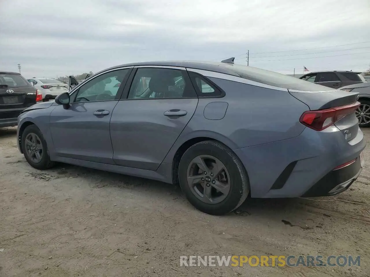 2 fotografías del automóvil dañado 5XXG14J23MG081731 KIA K5 2021
