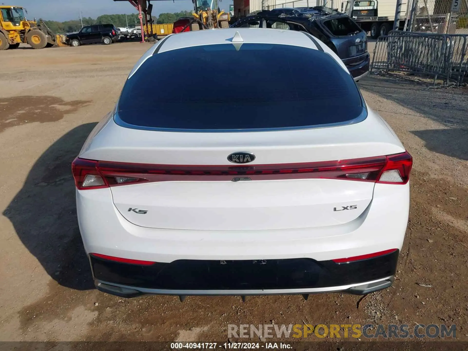16 fotografías del automóvil dañado 5XXG14J24MG010067 KIA K5 2021