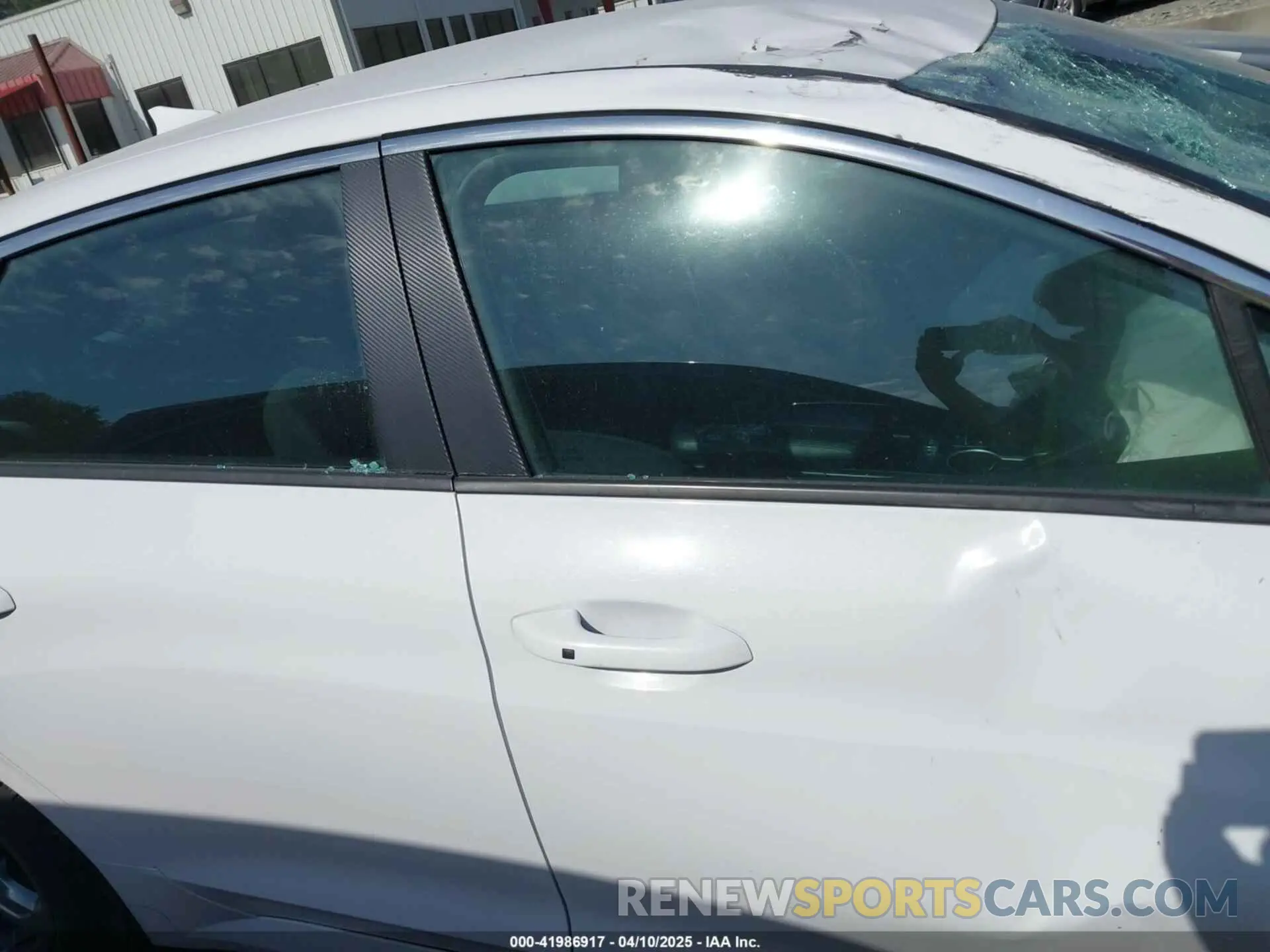 12 fotografías del automóvil dañado 5XXG14J24MG043585 KIA K5 2021