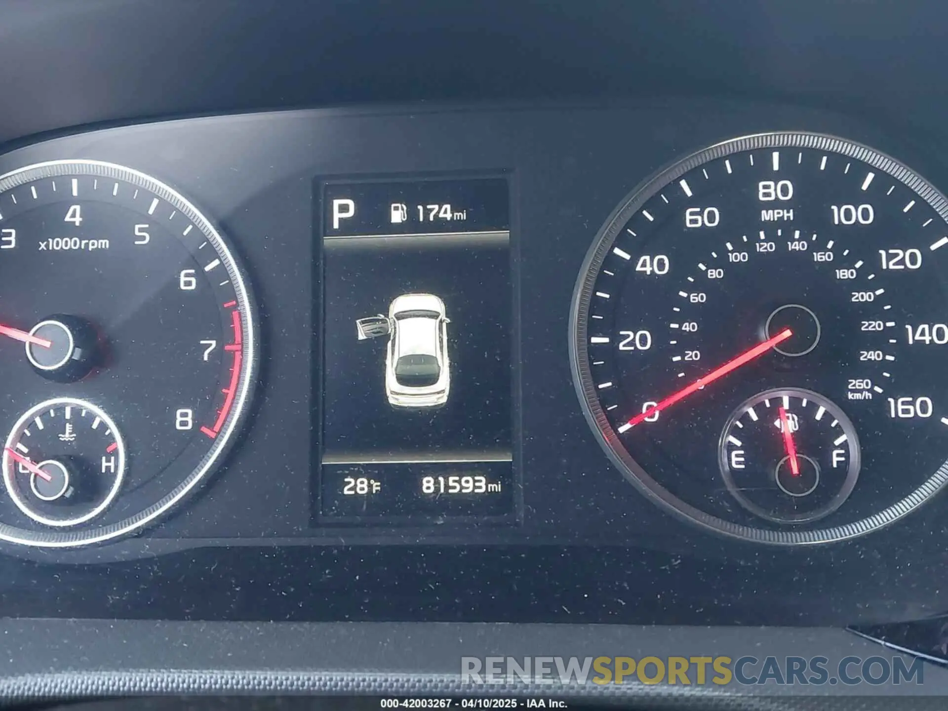 15 fotografías del automóvil dañado 5XXG14J24MG058507 KIA K5 2021