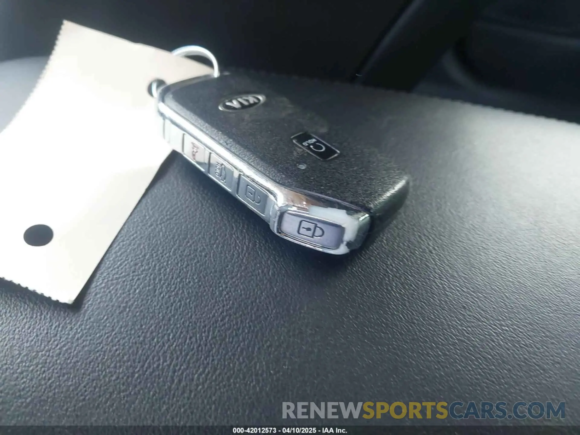 11 fotografías del automóvil dañado 5XXG14J25MG017996 KIA K5 2021