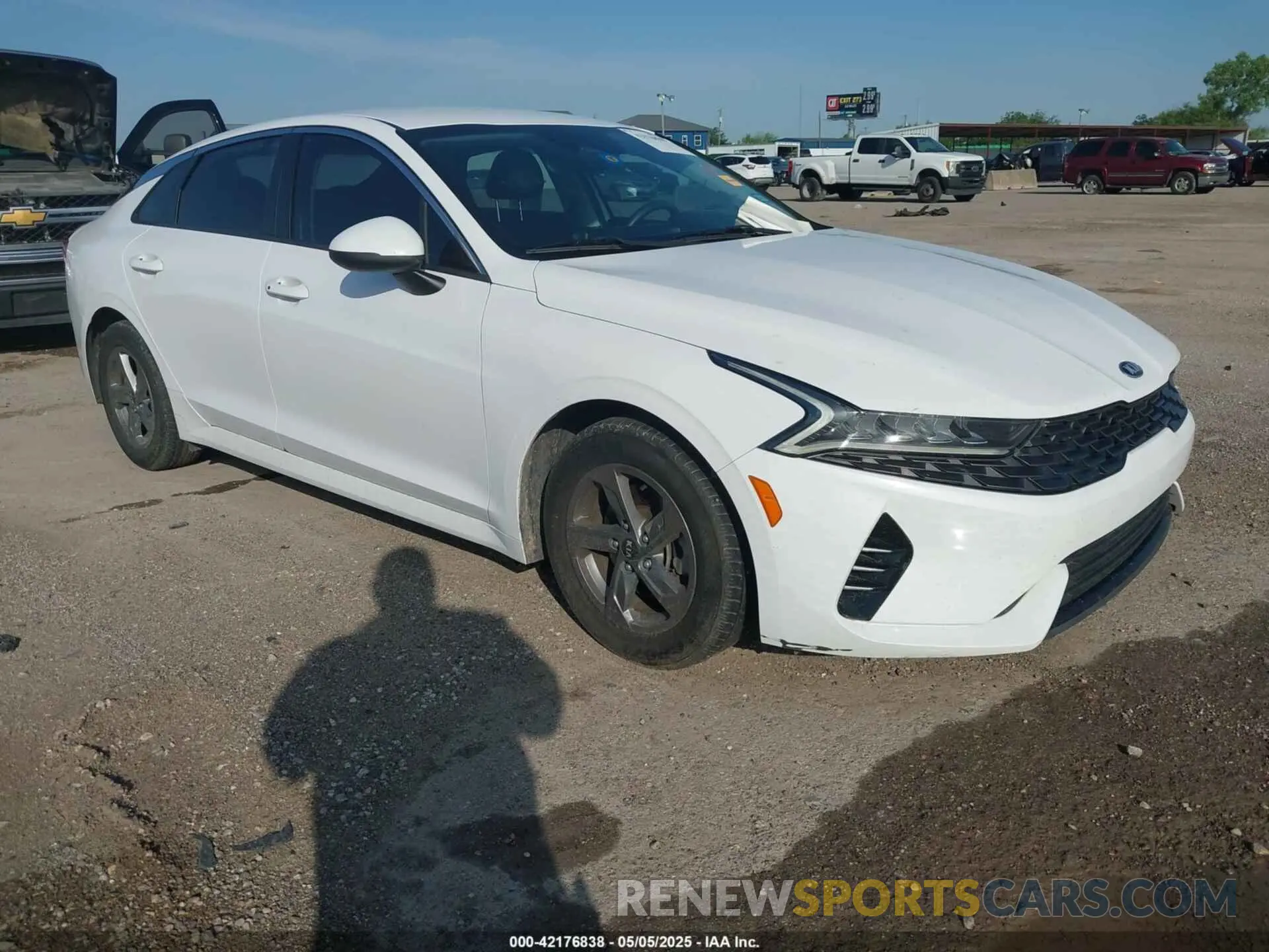 1 fotografías del automóvil dañado 5XXG14J25MG024754 KIA K5 2021
