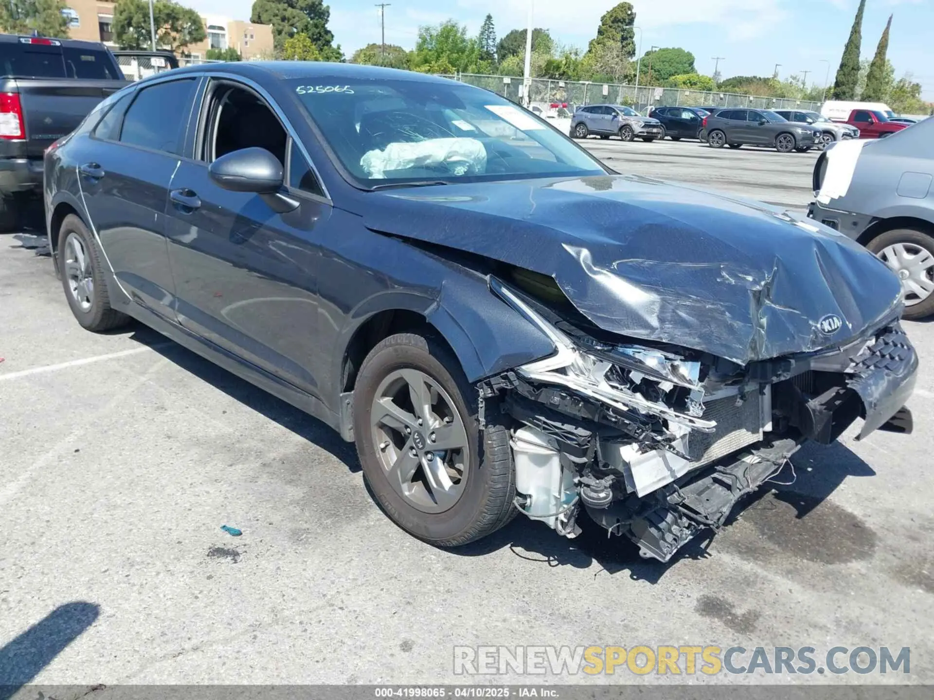 1 fotografías del automóvil dañado 5XXG14J25MG038198 KIA K5 2021