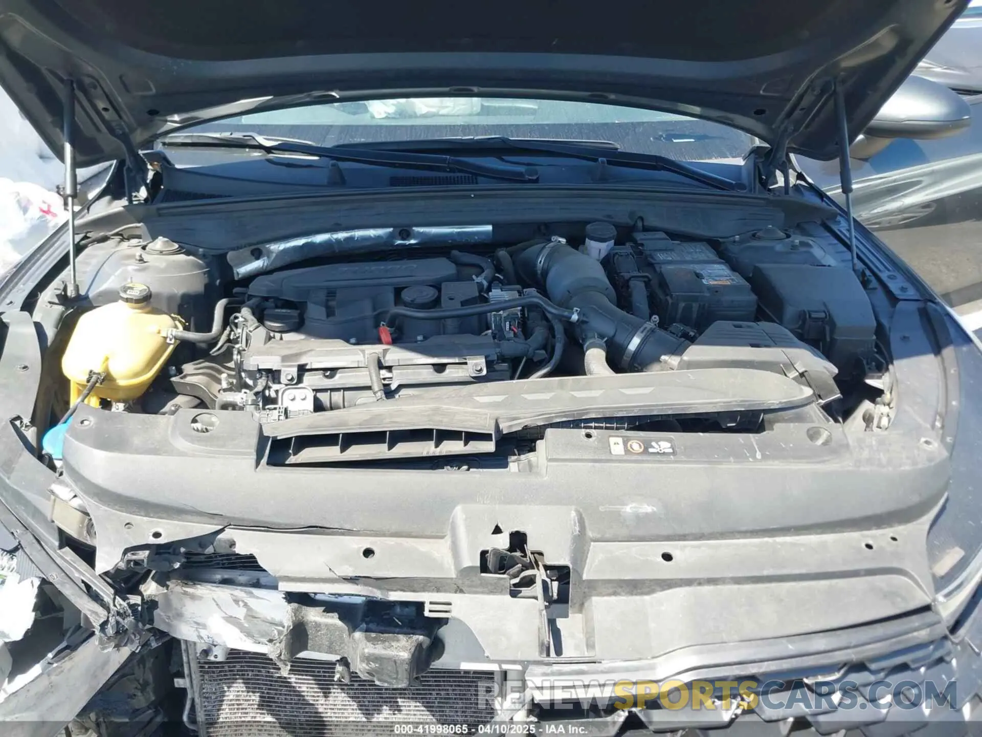 10 fotografías del automóvil dañado 5XXG14J25MG038198 KIA K5 2021