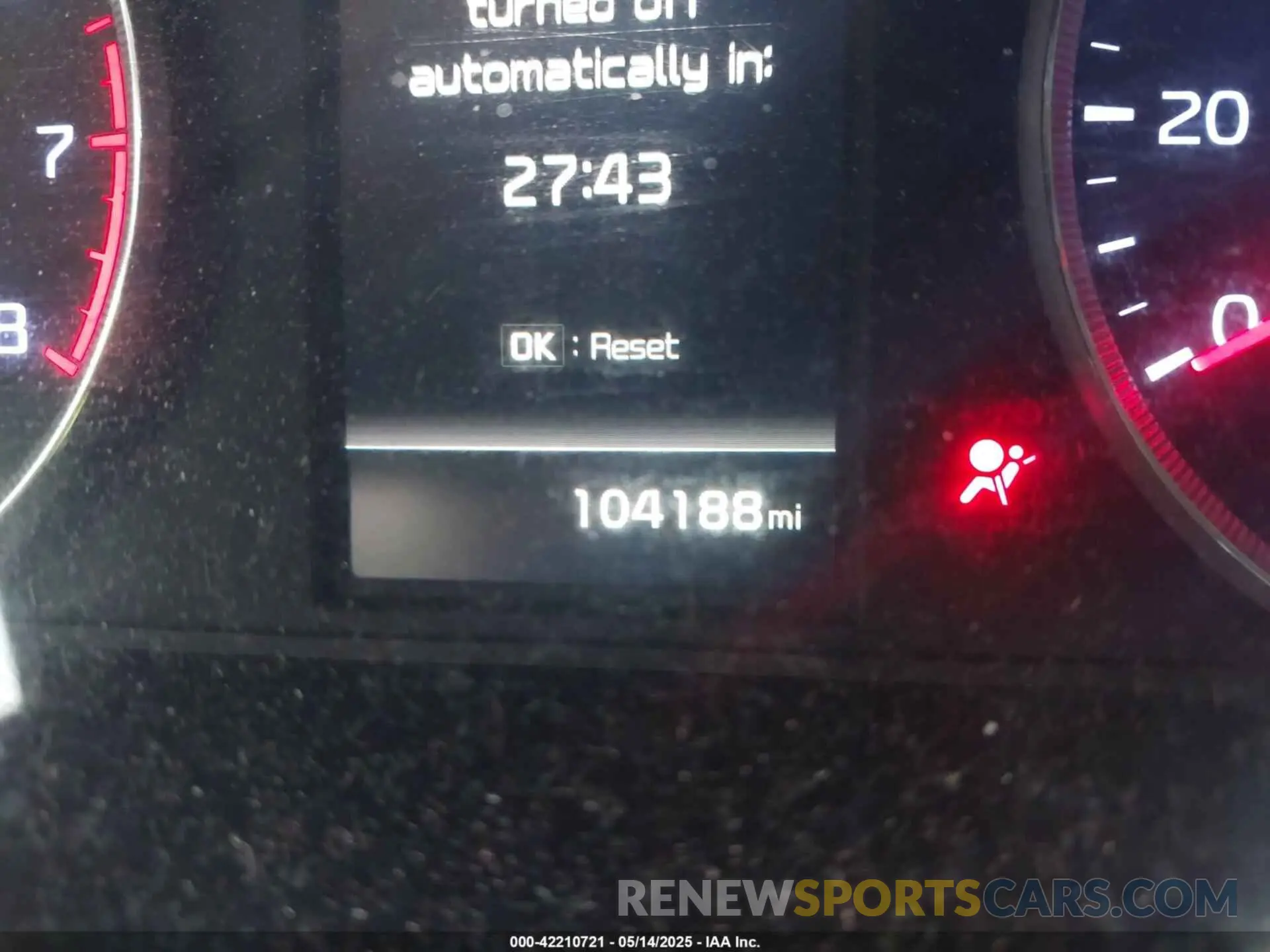 15 fotografías del automóvil dañado 5XXG14J26MG008143 KIA K5 2021