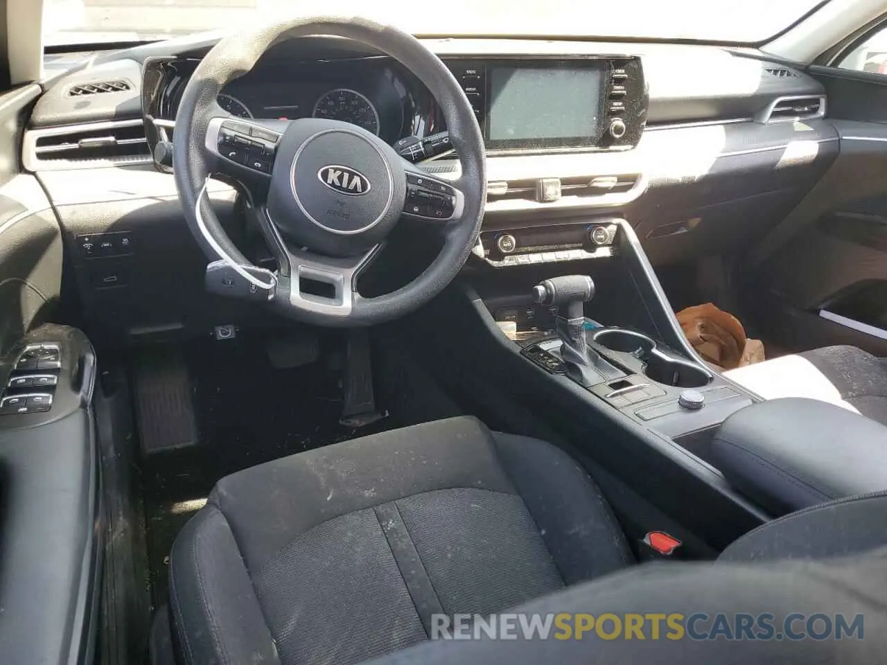 8 fotografías del automóvil dañado 5XXG14J26MG021264 KIA K5 2021