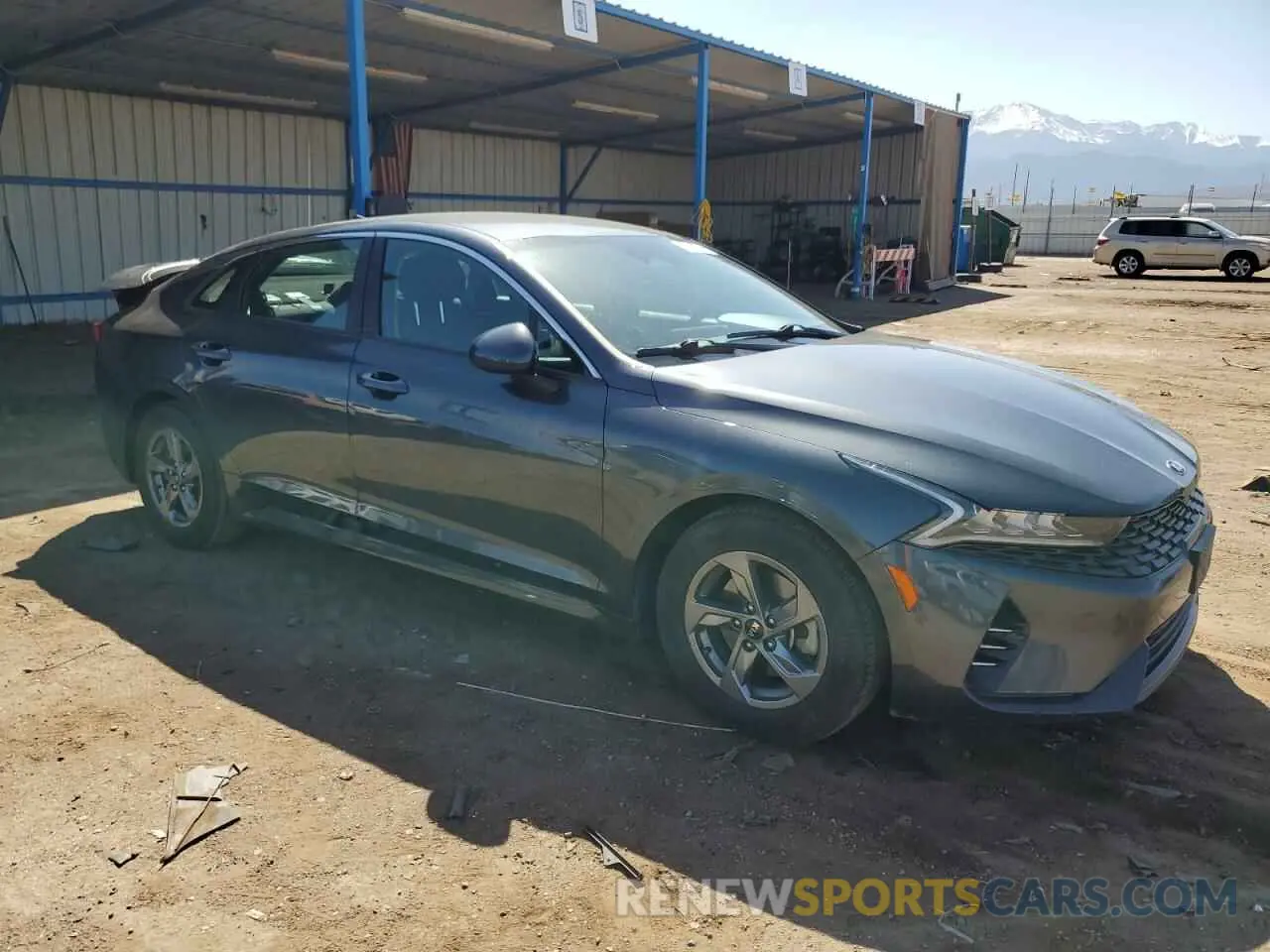 4 fotografías del automóvil dañado 5XXG14J26MG069735 KIA K5 2021