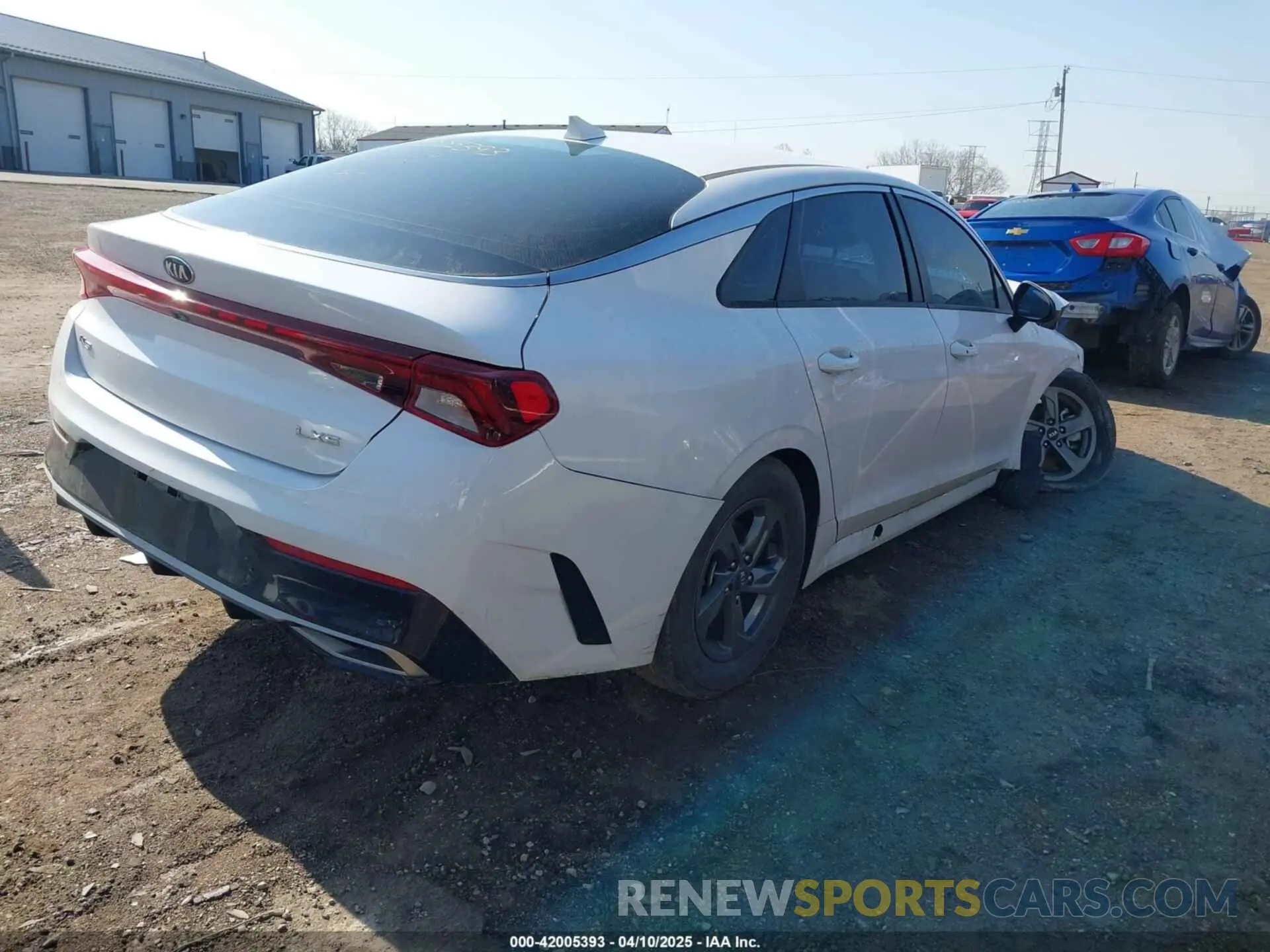 4 fotografías del automóvil dañado 5XXG14J27MG022651 KIA K5 2021