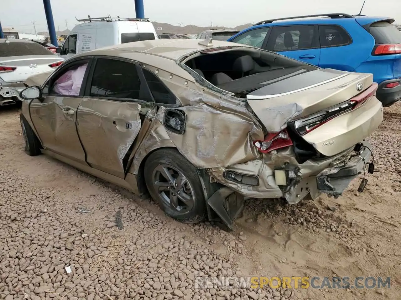 2 fotografías del automóvil dañado 5XXG14J27MG044147 KIA K5 2021