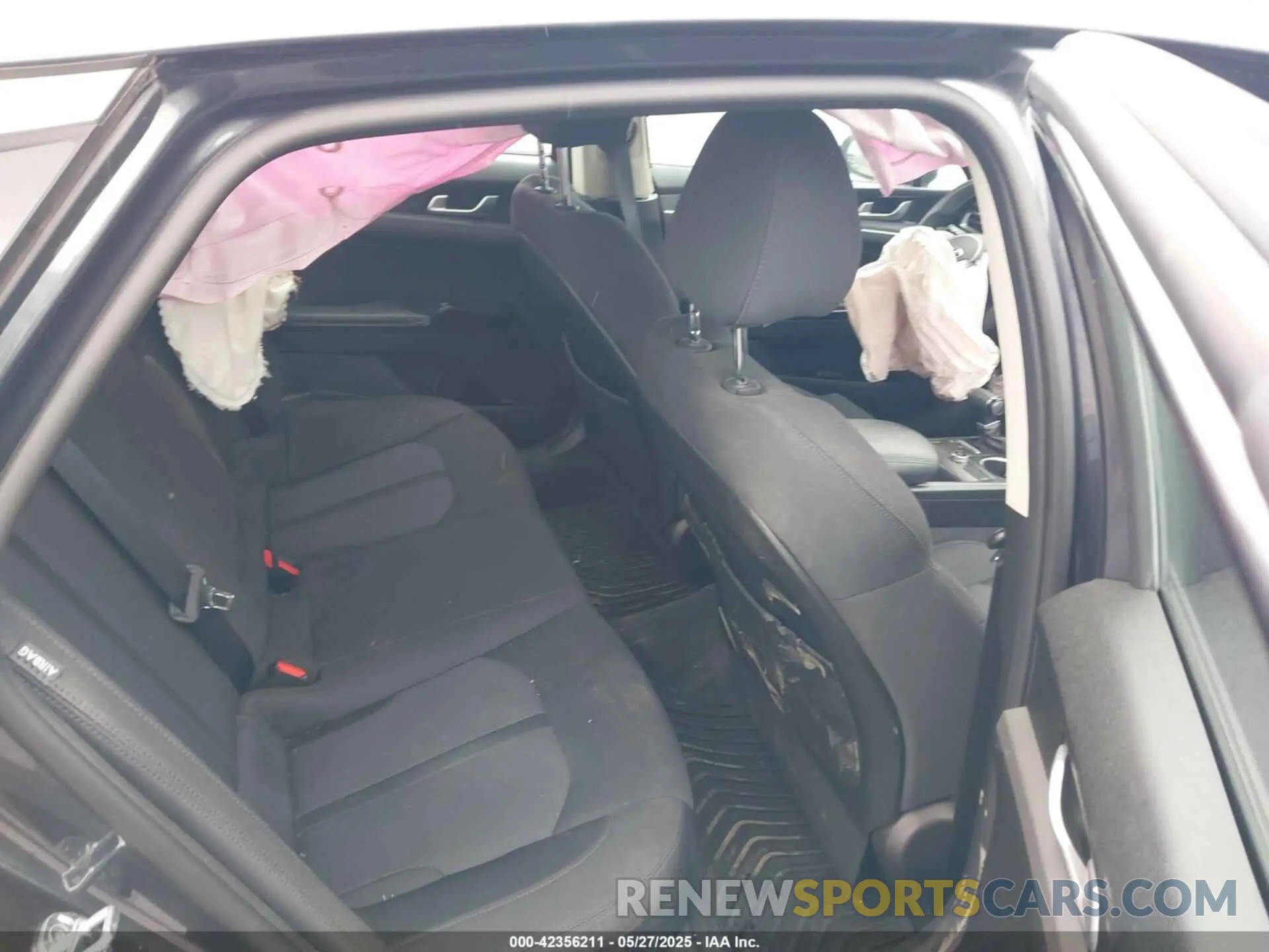 8 fotografías del automóvil dañado 5XXG14J28MG006443 KIA K5 2021