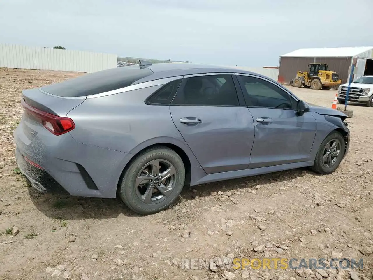 3 fotografías del automóvil dañado 5XXG14J28MG014123 KIA K5 2021