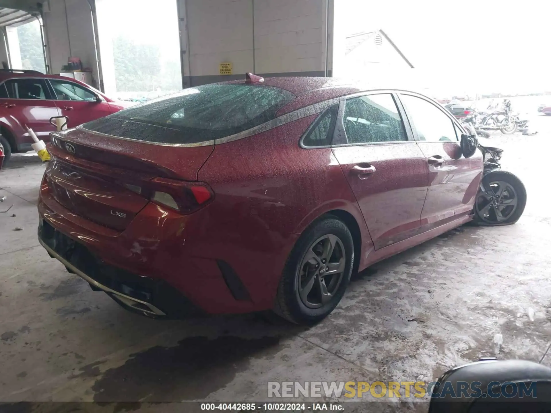4 fotografías del automóvil dañado 5XXG14J28MG016177 KIA K5 2021