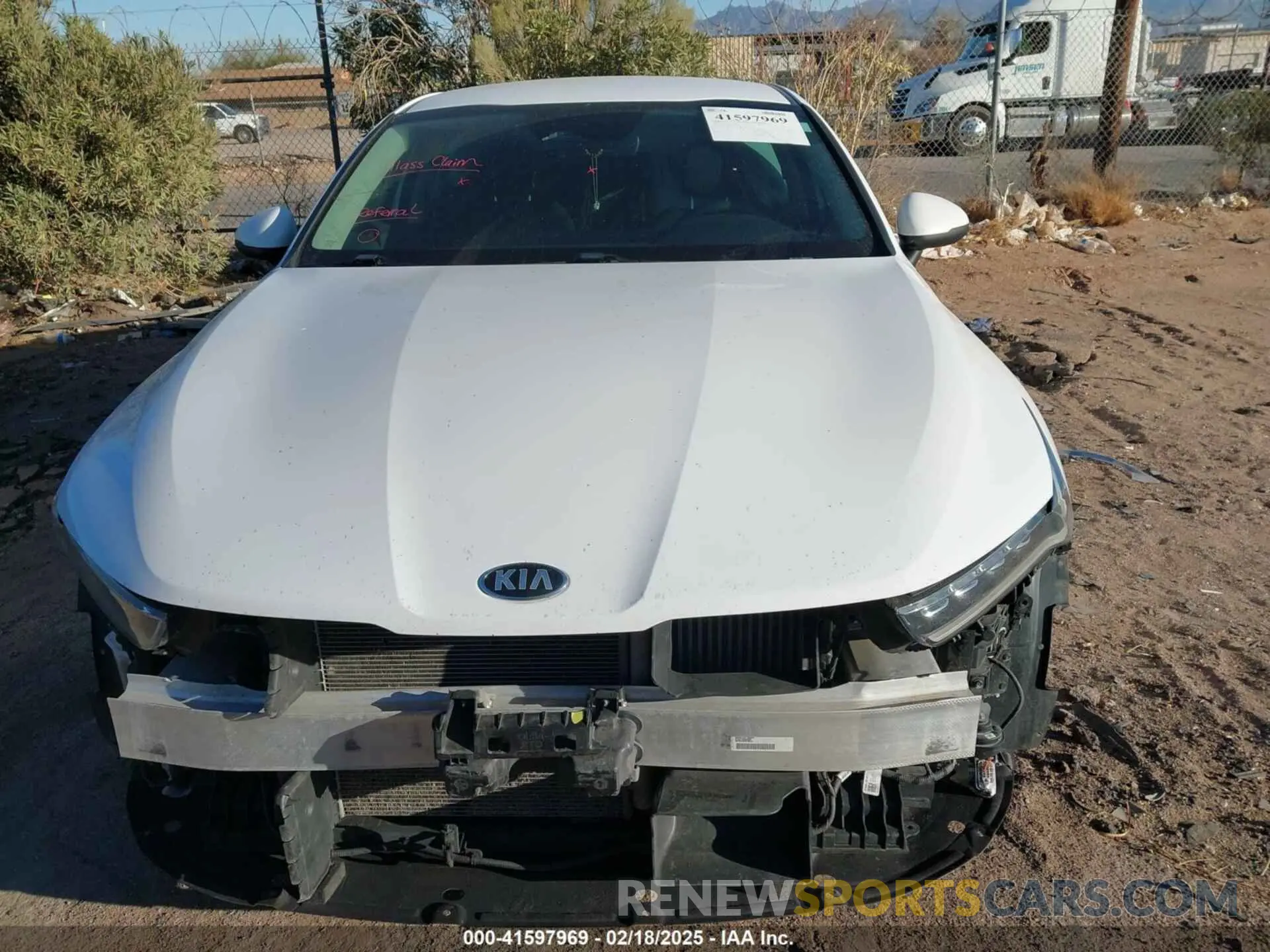 13 fotografías del automóvil dañado 5XXG14J28MG024425 KIA K5 2021