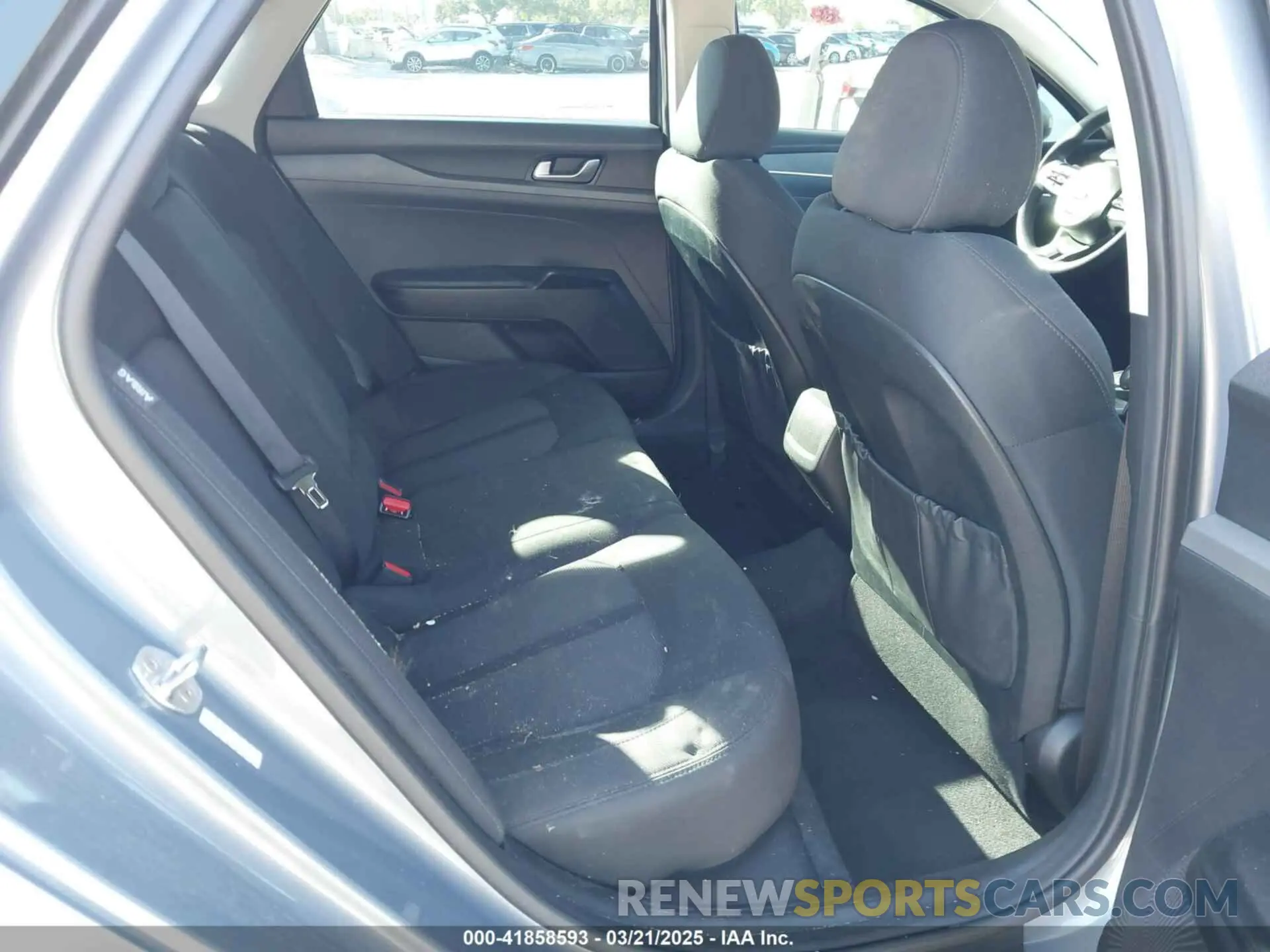 8 fotografías del automóvil dañado 5XXG14J28MG024778 KIA K5 2021