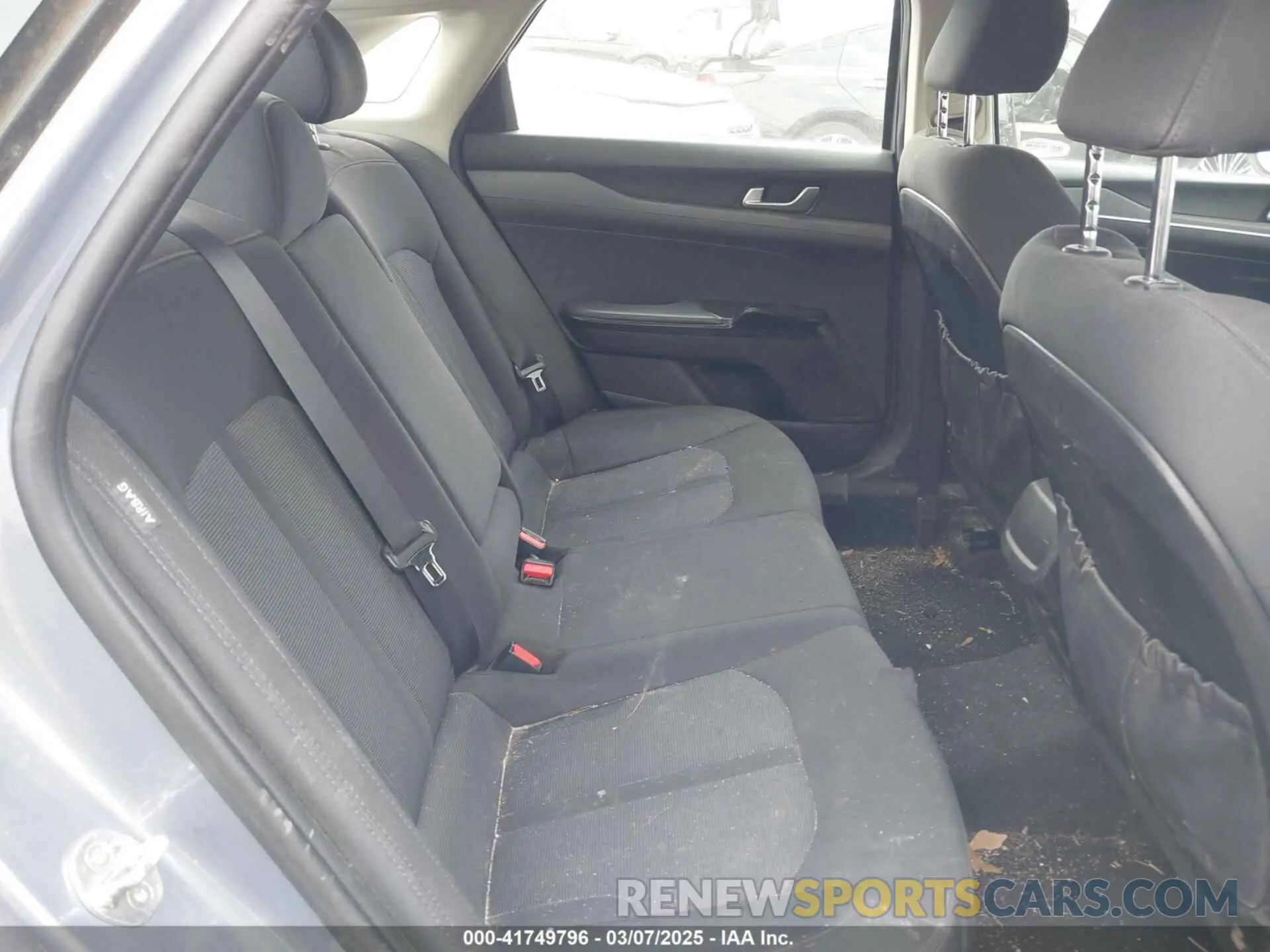 8 fotografías del automóvil dañado 5XXG14J28MG048031 KIA K5 2021