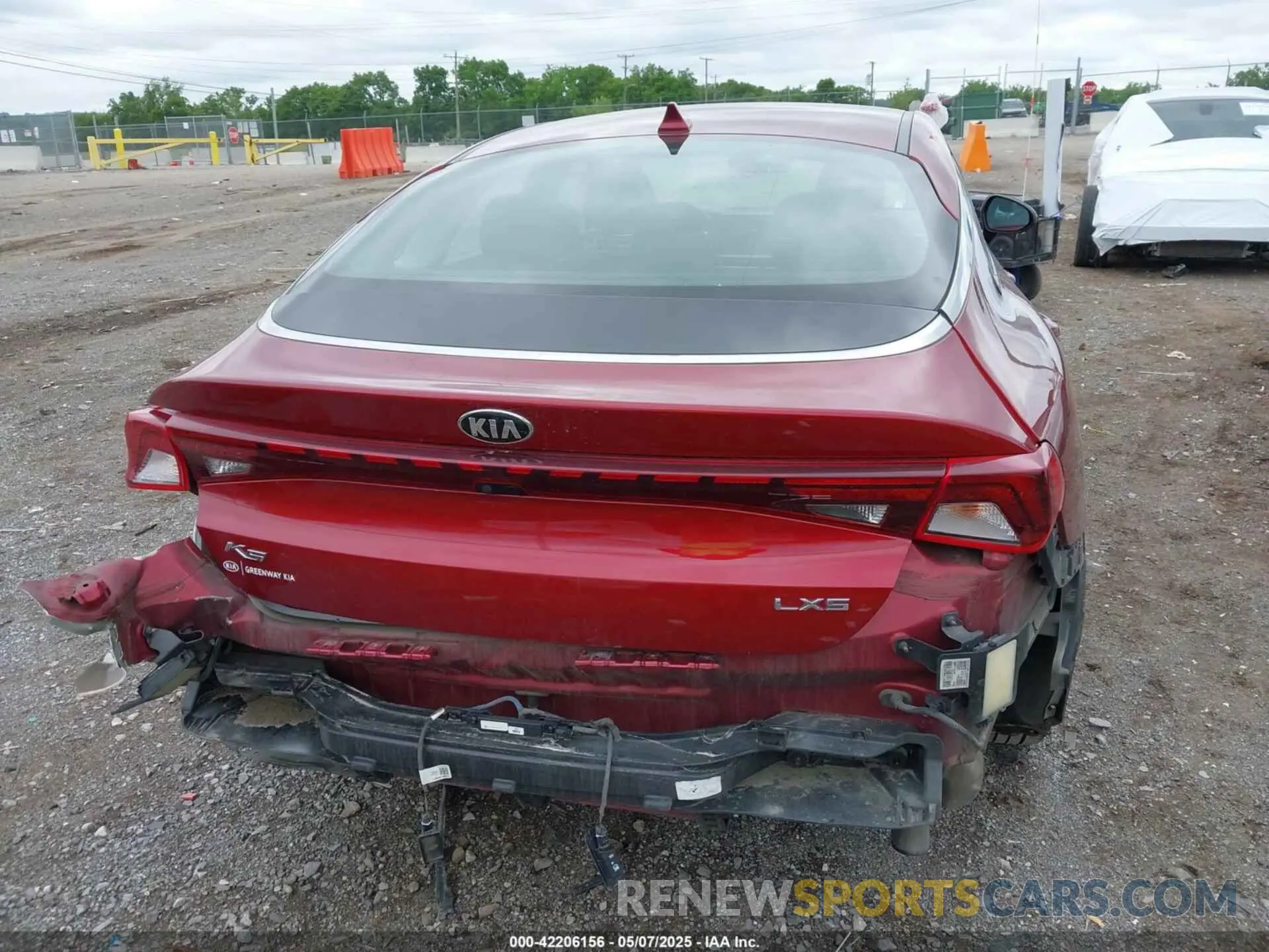 16 fotografías del automóvil dañado 5XXG14J28MG076346 KIA K5 2021