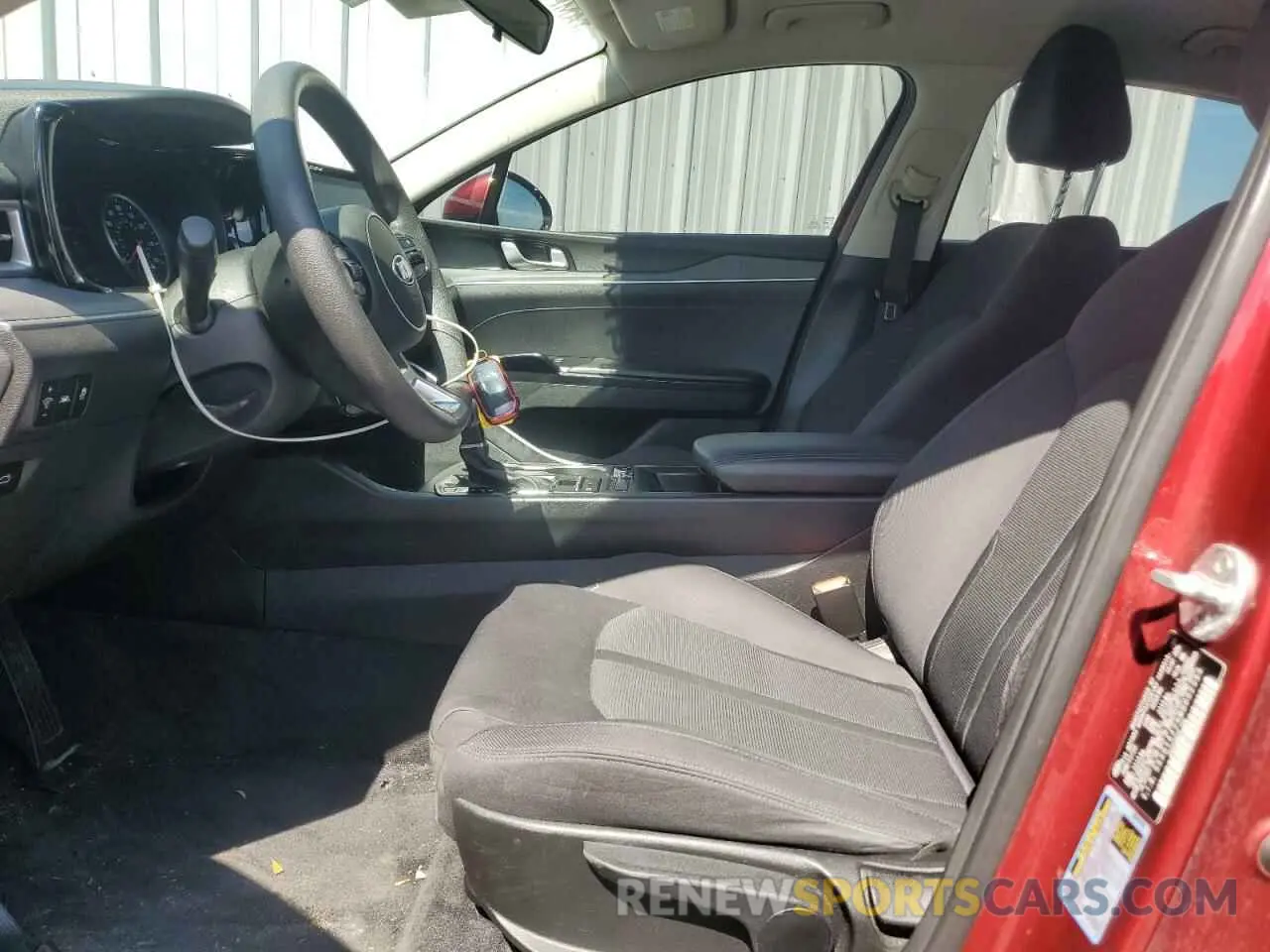 7 fotografías del automóvil dañado 5XXG14J29MG002384 KIA K5 2021
