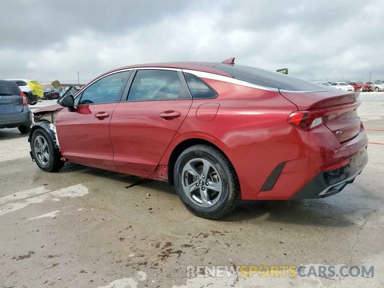 2 fotografías del automóvil dañado 5XXG14J29MG007889 KIA K5 2021