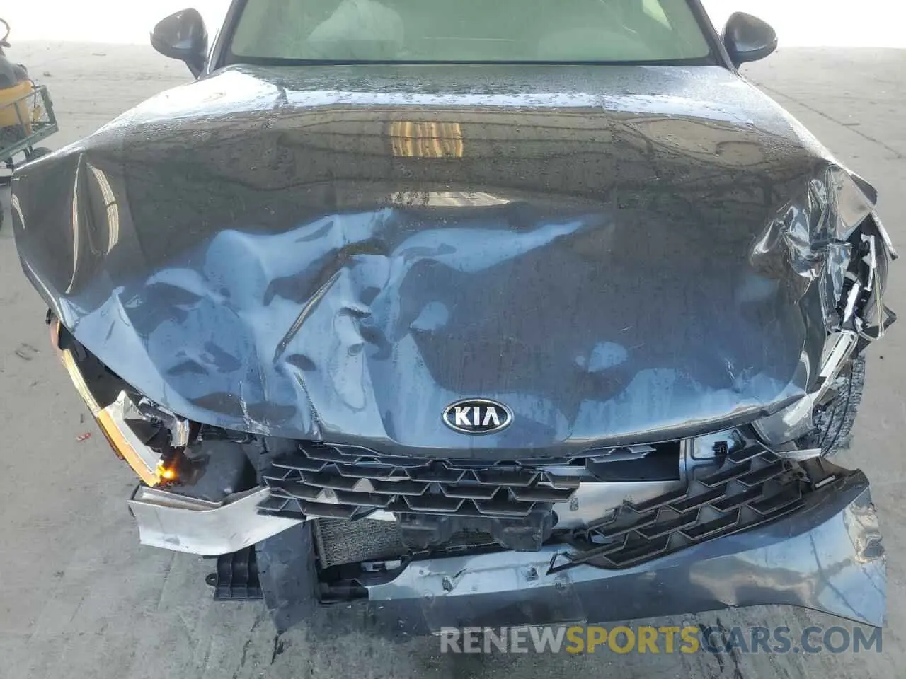 11 fotografías del automóvil dañado 5XXG14J29MG037572 KIA K5 2021