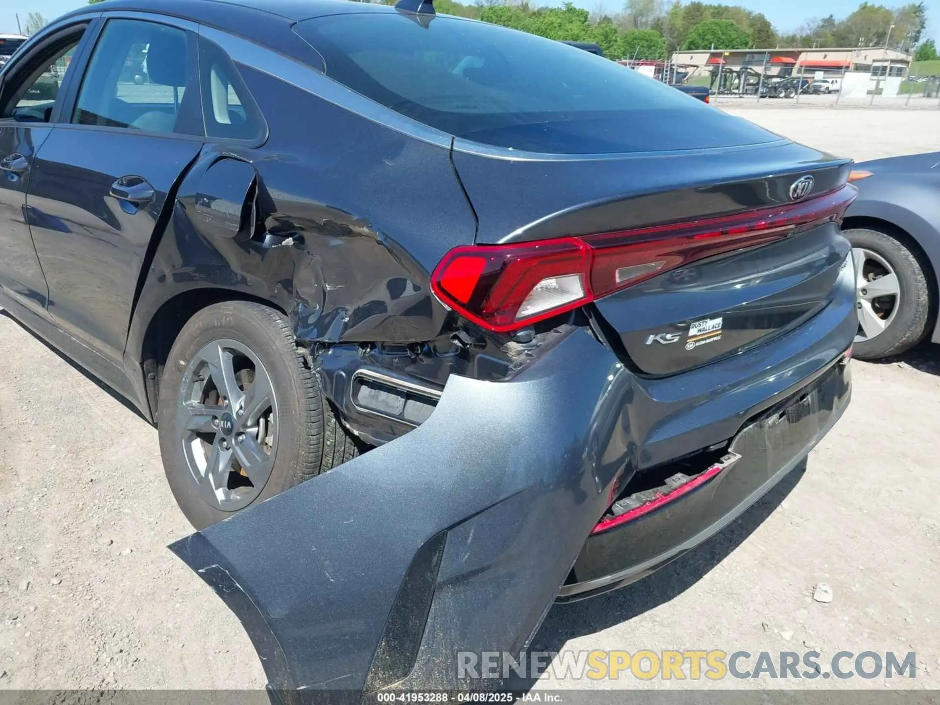 6 fotografías del automóvil dañado 5XXG14J2XMG004144 KIA K5 2021