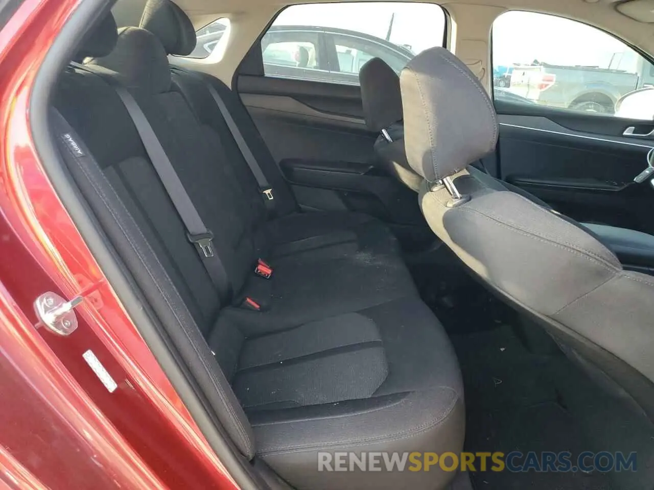 10 fotografías del automóvil dañado 5XXG14J2XMG024765 KIA K5 2021