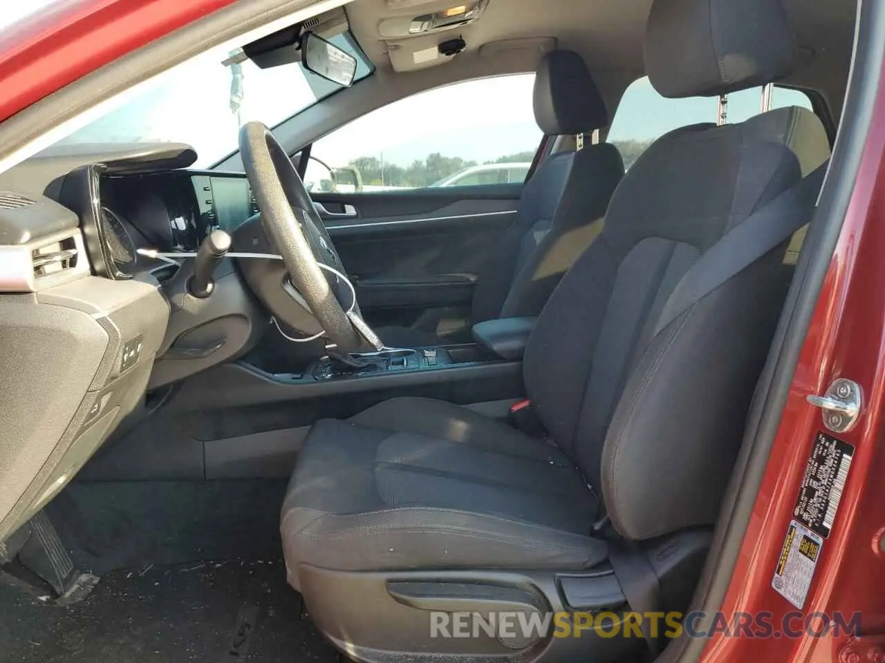 7 fotografías del automóvil dañado 5XXG14J2XMG024765 KIA K5 2021
