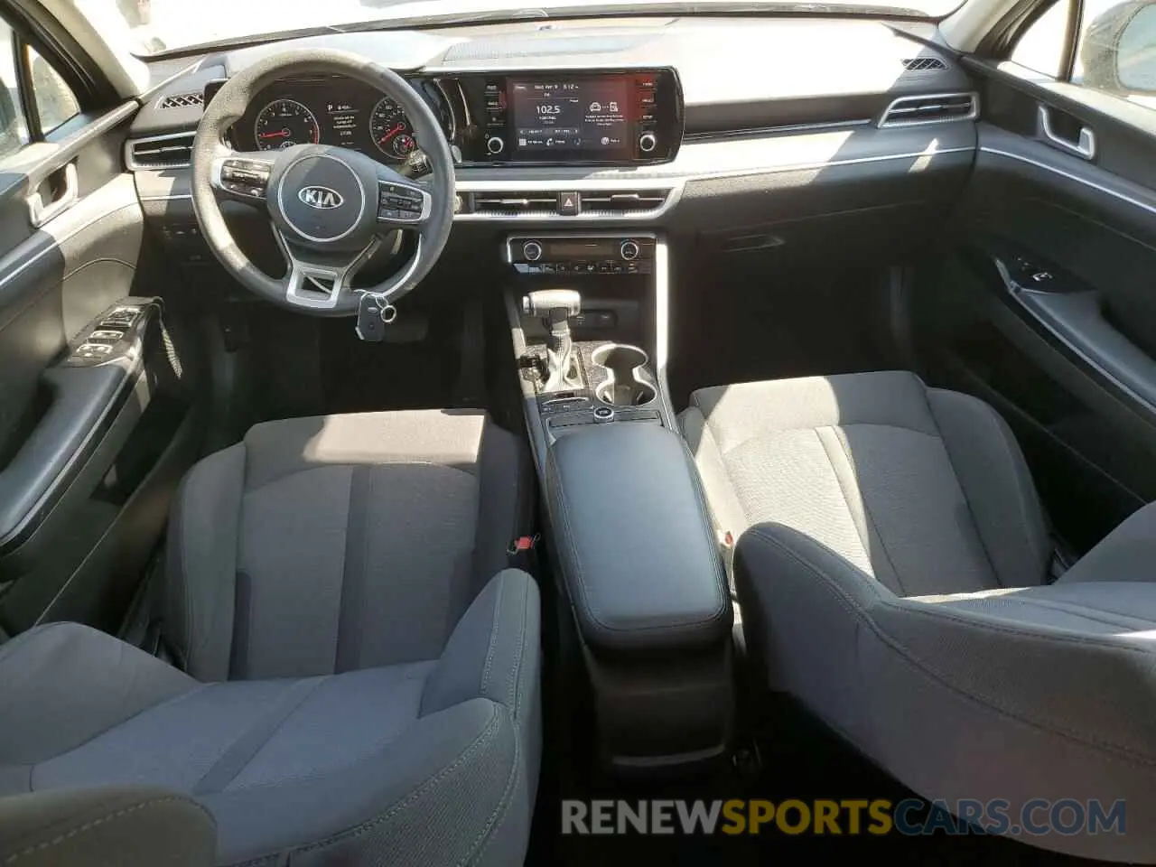 8 fotografías del automóvil dañado 5XXG14J2XMG053134 KIA K5 2021