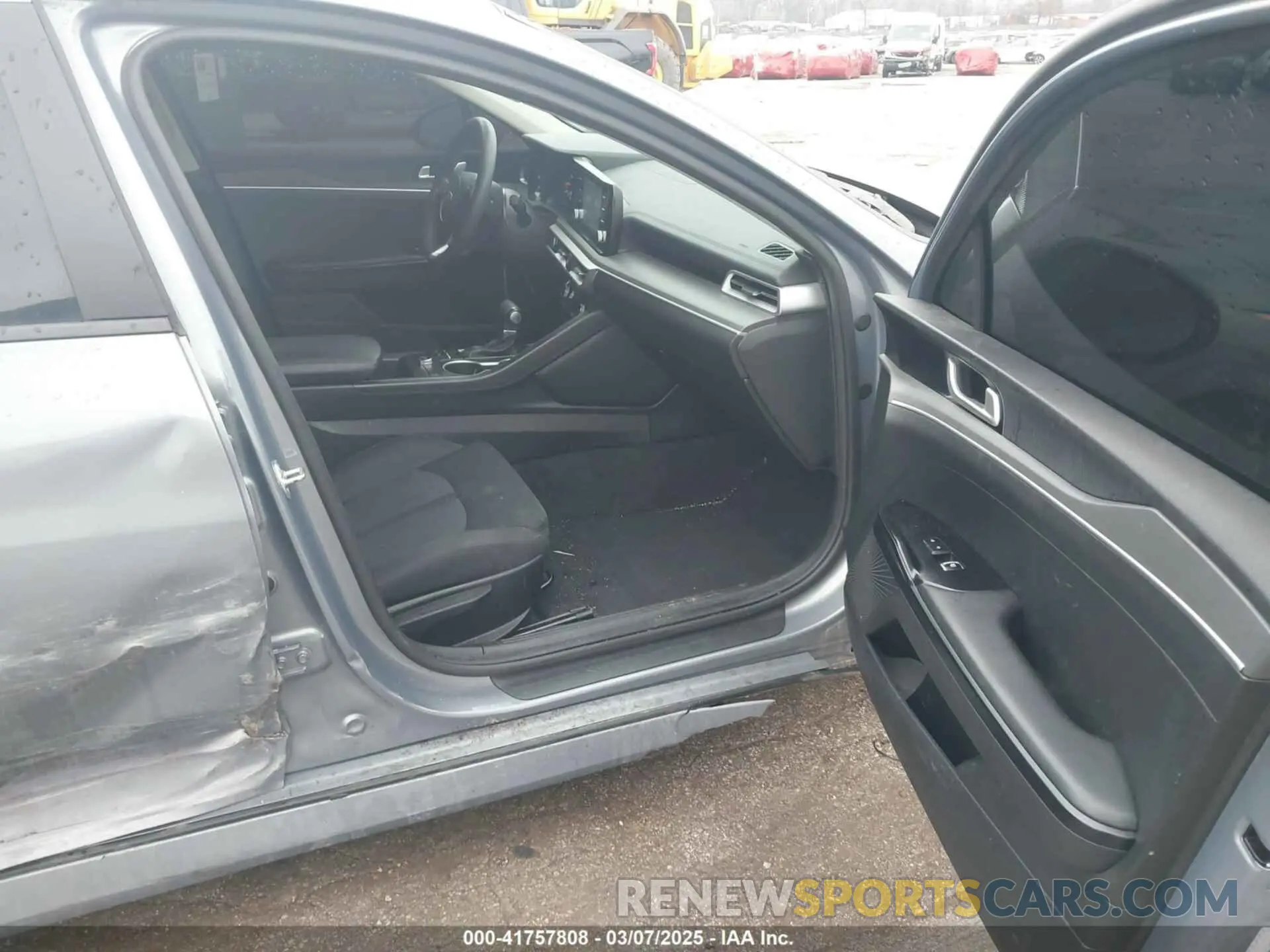 5 fotografías del automóvil dañado 5XXG14J2XMG062979 KIA K5 2021