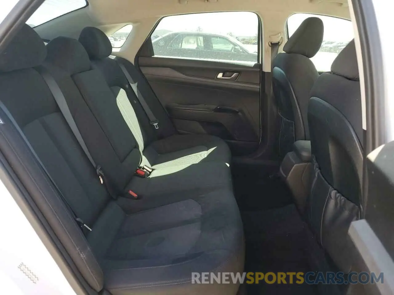 11 fotografías del automóvil dañado 5XXG14J2XMG065977 KIA K5 2021