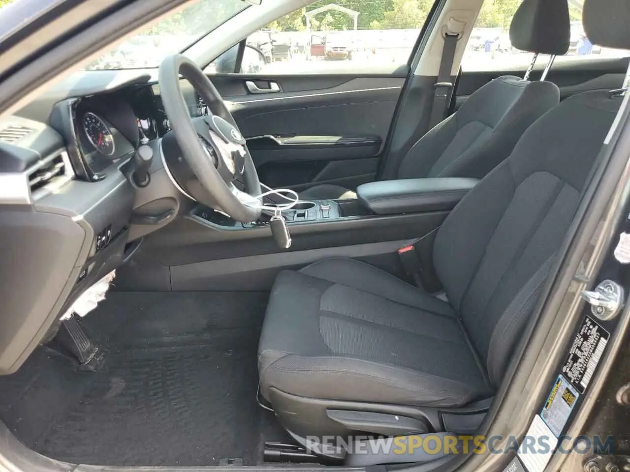 7 fotografías del automóvil dañado 5XXG14J2XMG069527 KIA K5 2021