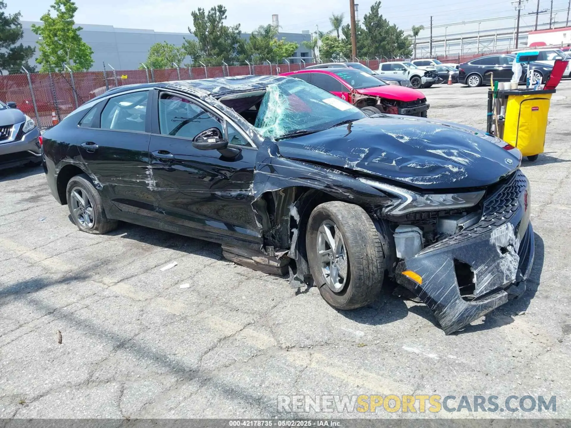 1 fotografías del automóvil dañado 5XXG14J2XMG072542 KIA K5 2021