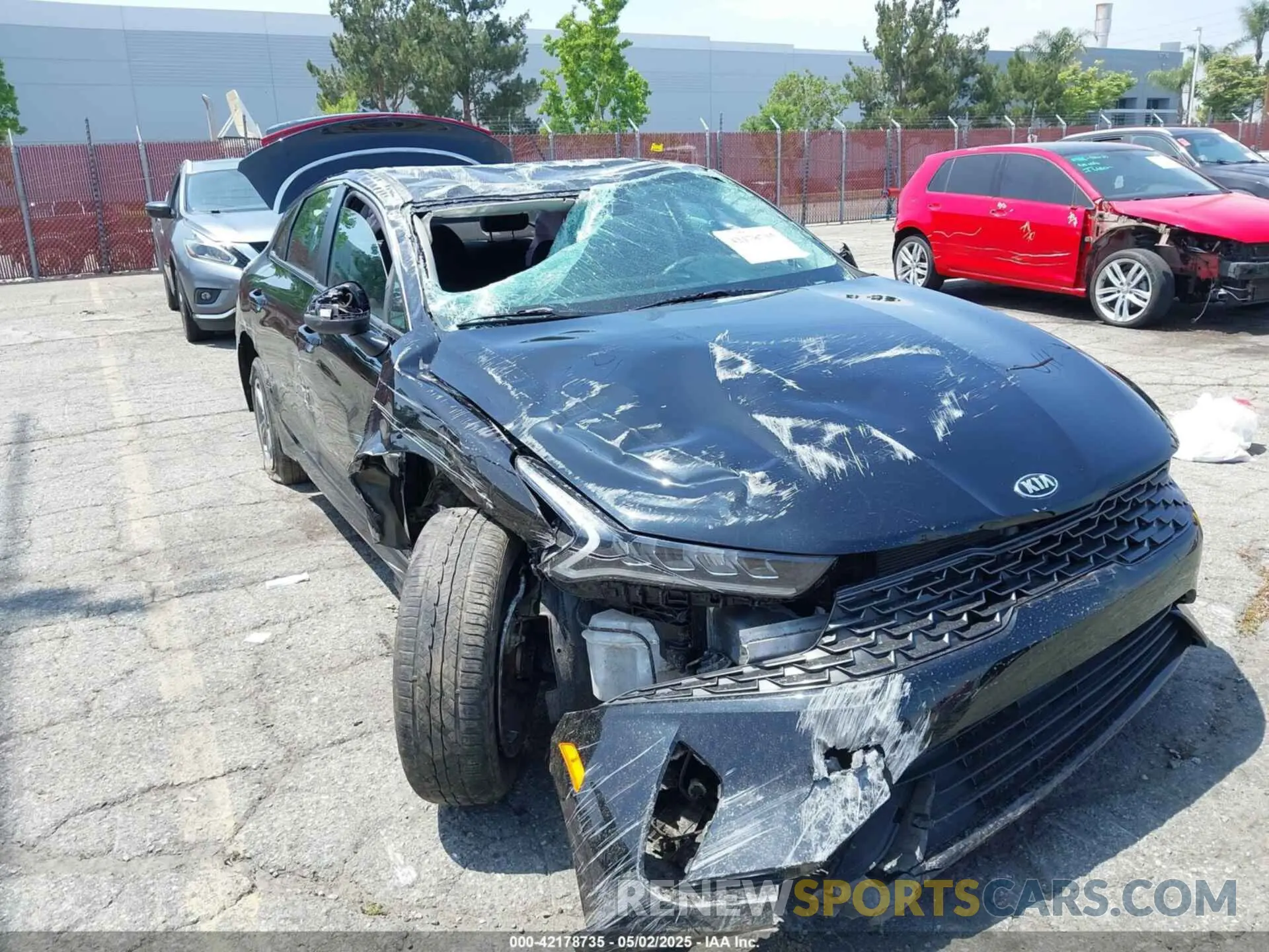 6 fotografías del automóvil dañado 5XXG14J2XMG072542 KIA K5 2021