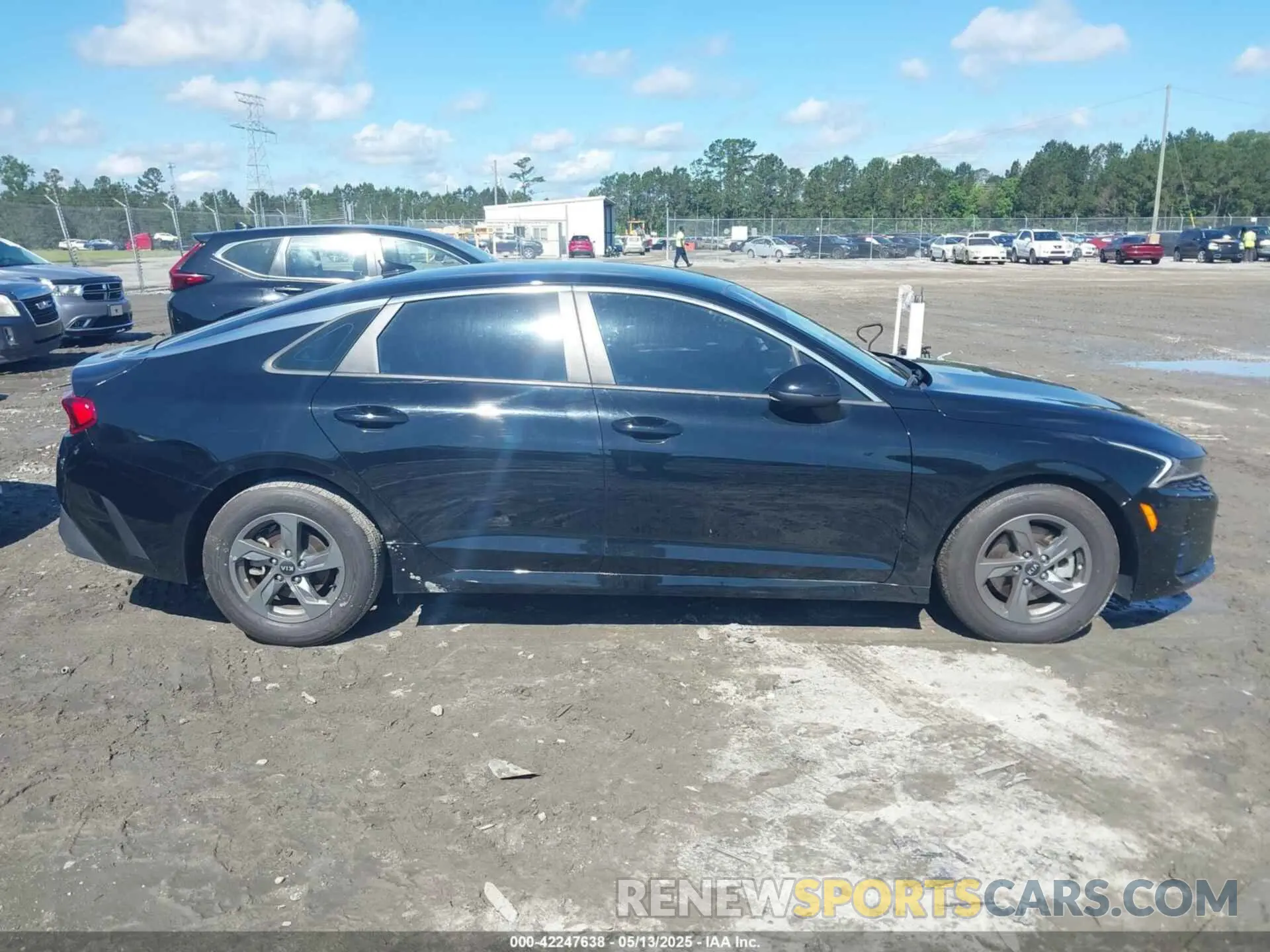 13 fotografías del automóvil dañado 5XXG24J21MG001419 KIA K5 2021