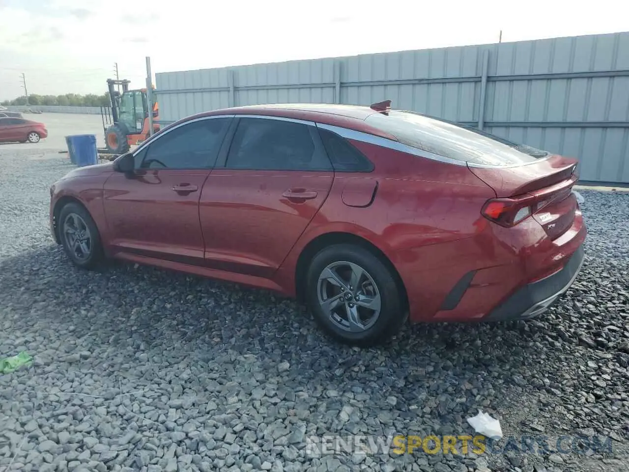 2 fotografías del automóvil dañado 5XXG24J22MG001347 KIA K5 2021