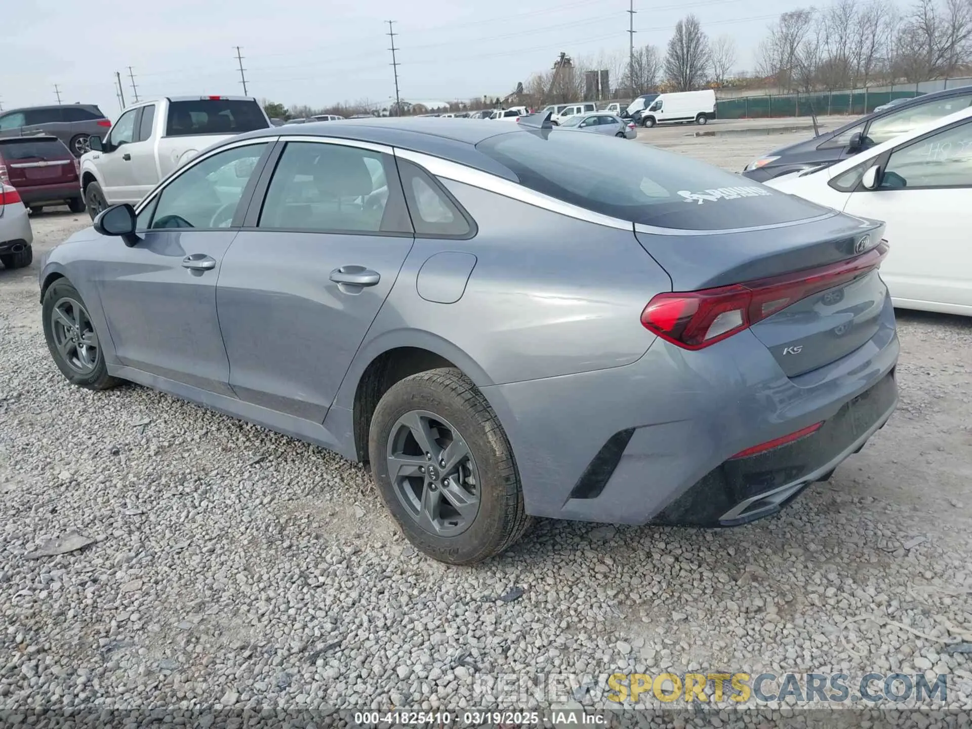 3 fotografías del automóvil dañado 5XXG24J23MG030730 KIA K5 2021