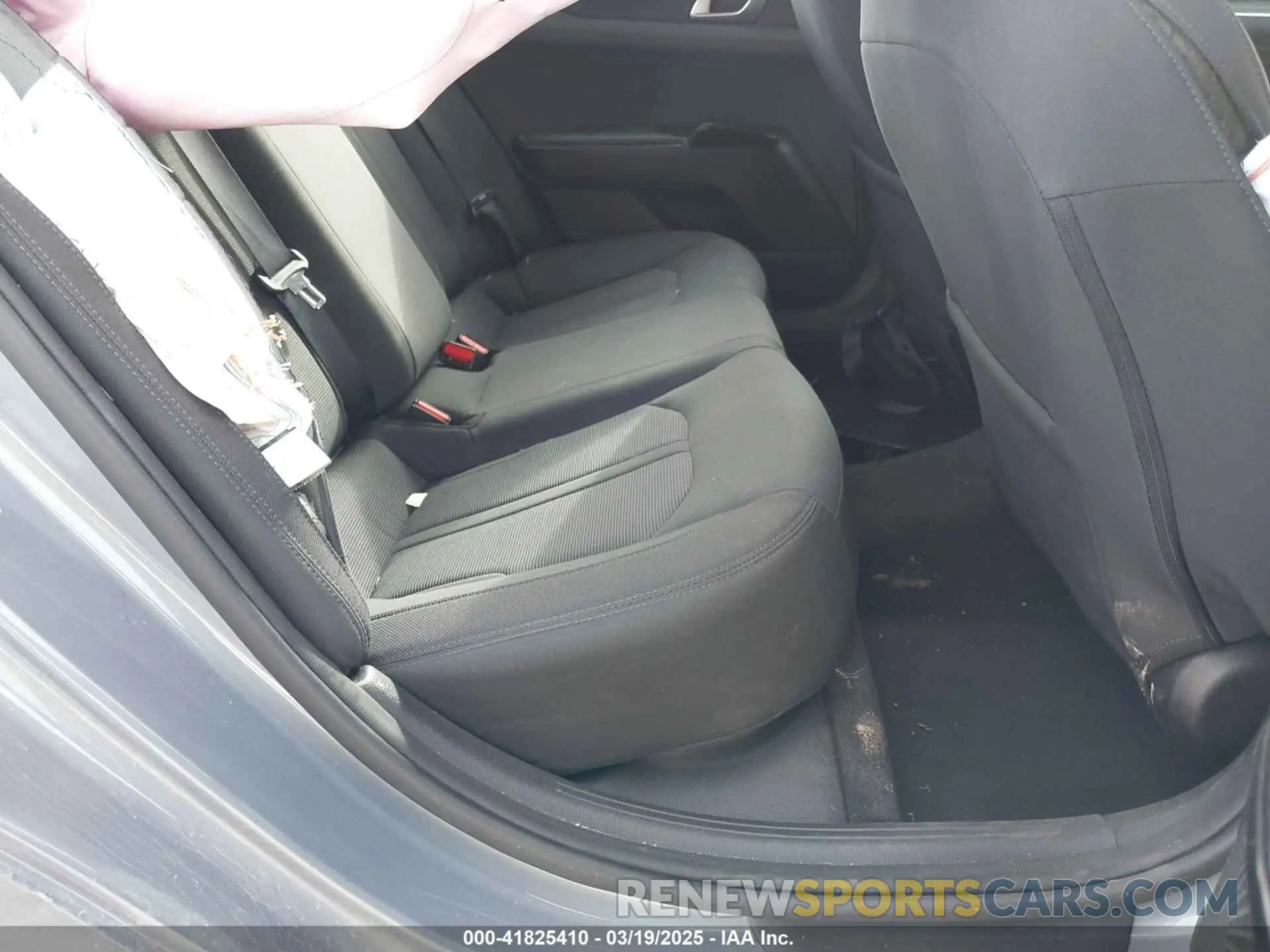 8 fotografías del automóvil dañado 5XXG24J23MG030730 KIA K5 2021
