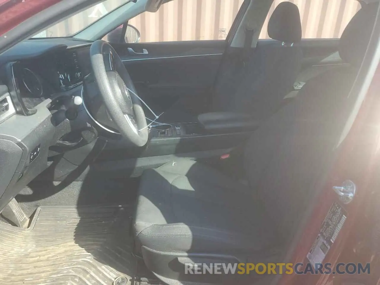 7 fotografías del automóvil dañado 5XXG24J23MG041811 KIA K5 2021