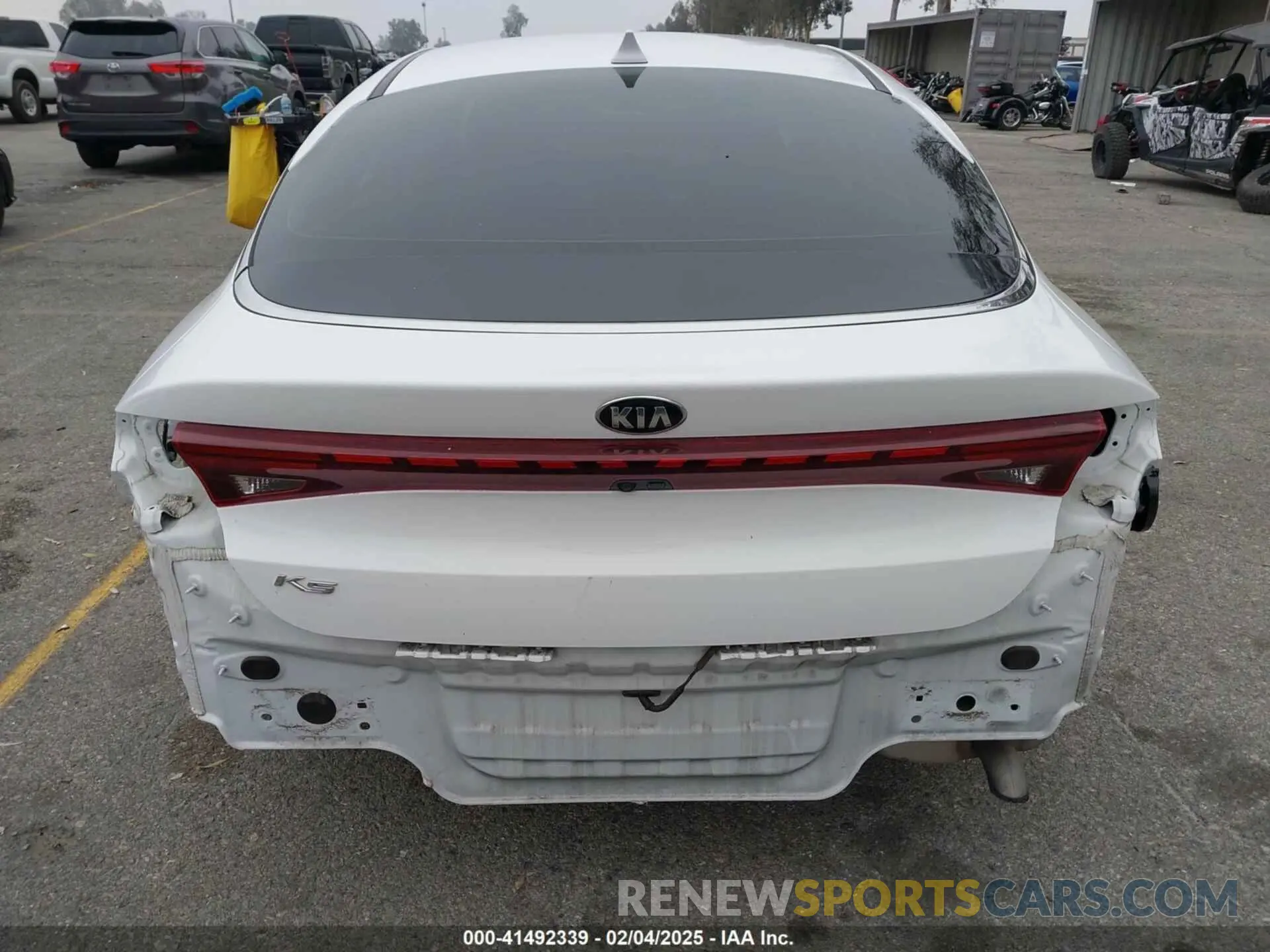 17 fotografías del automóvil dañado 5XXG24J27MG031928 KIA K5 2021
