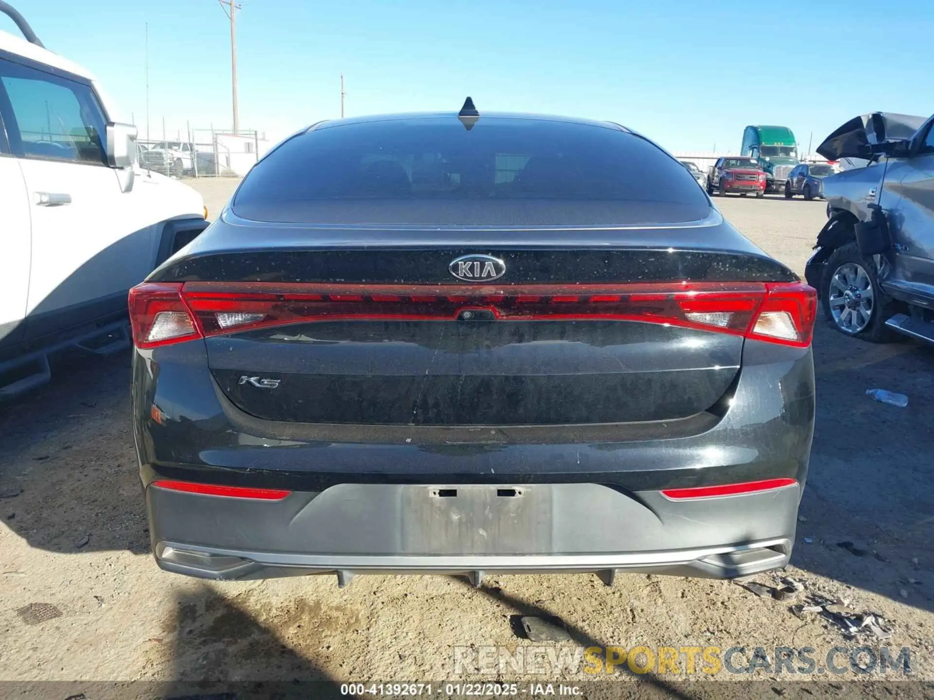 16 fotografías del automóvil dañado 5XXG24J28MG043991 KIA K5 2021