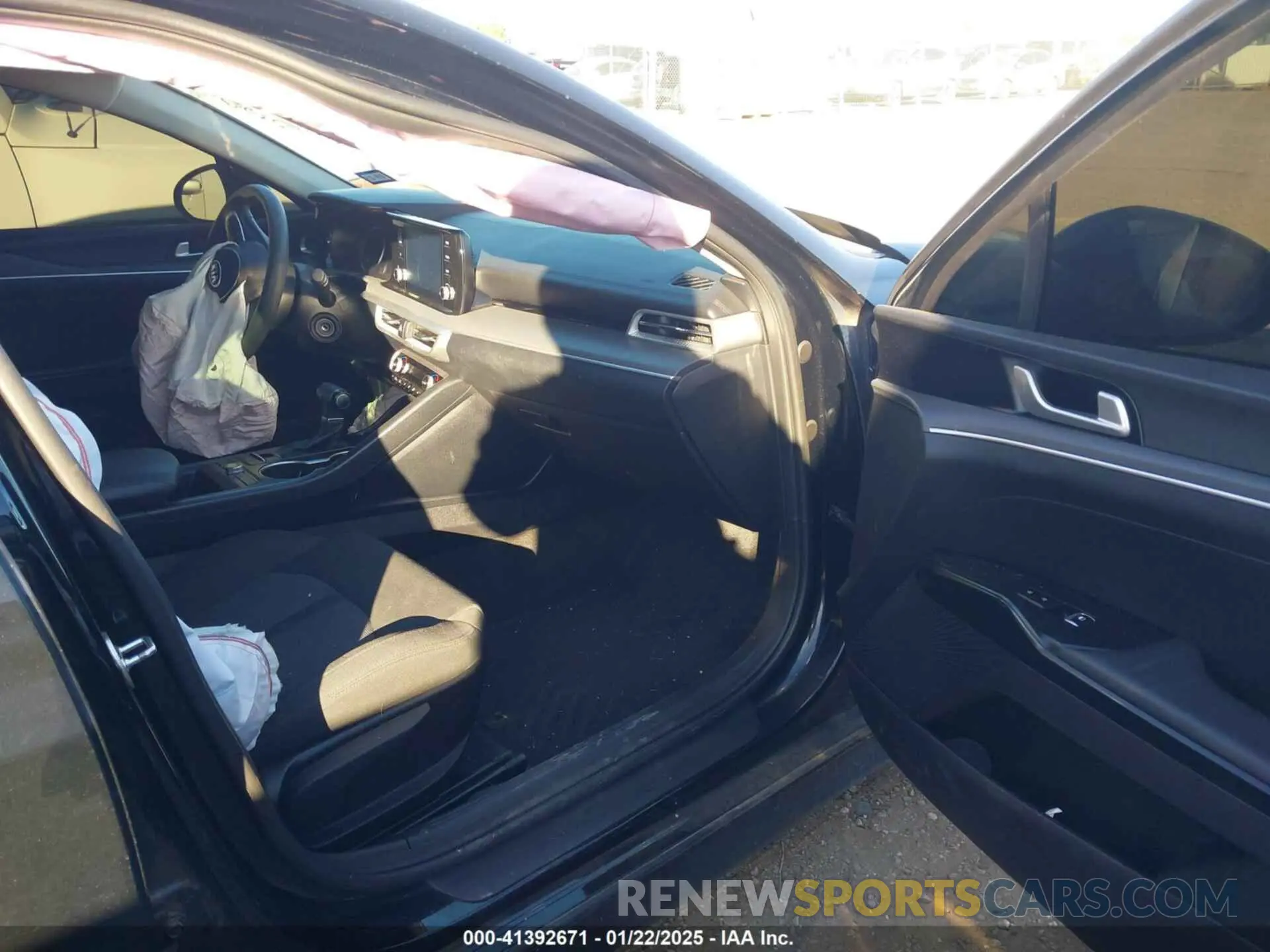 5 fotografías del automóvil dañado 5XXG24J28MG043991 KIA K5 2021