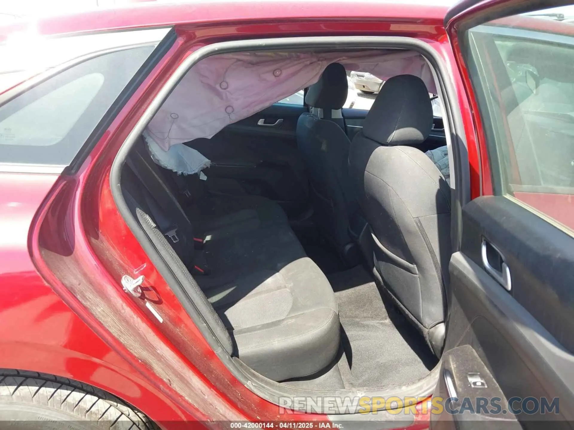 8 fotografías del automóvil dañado 5XXG24J29MG007372 KIA K5 2021