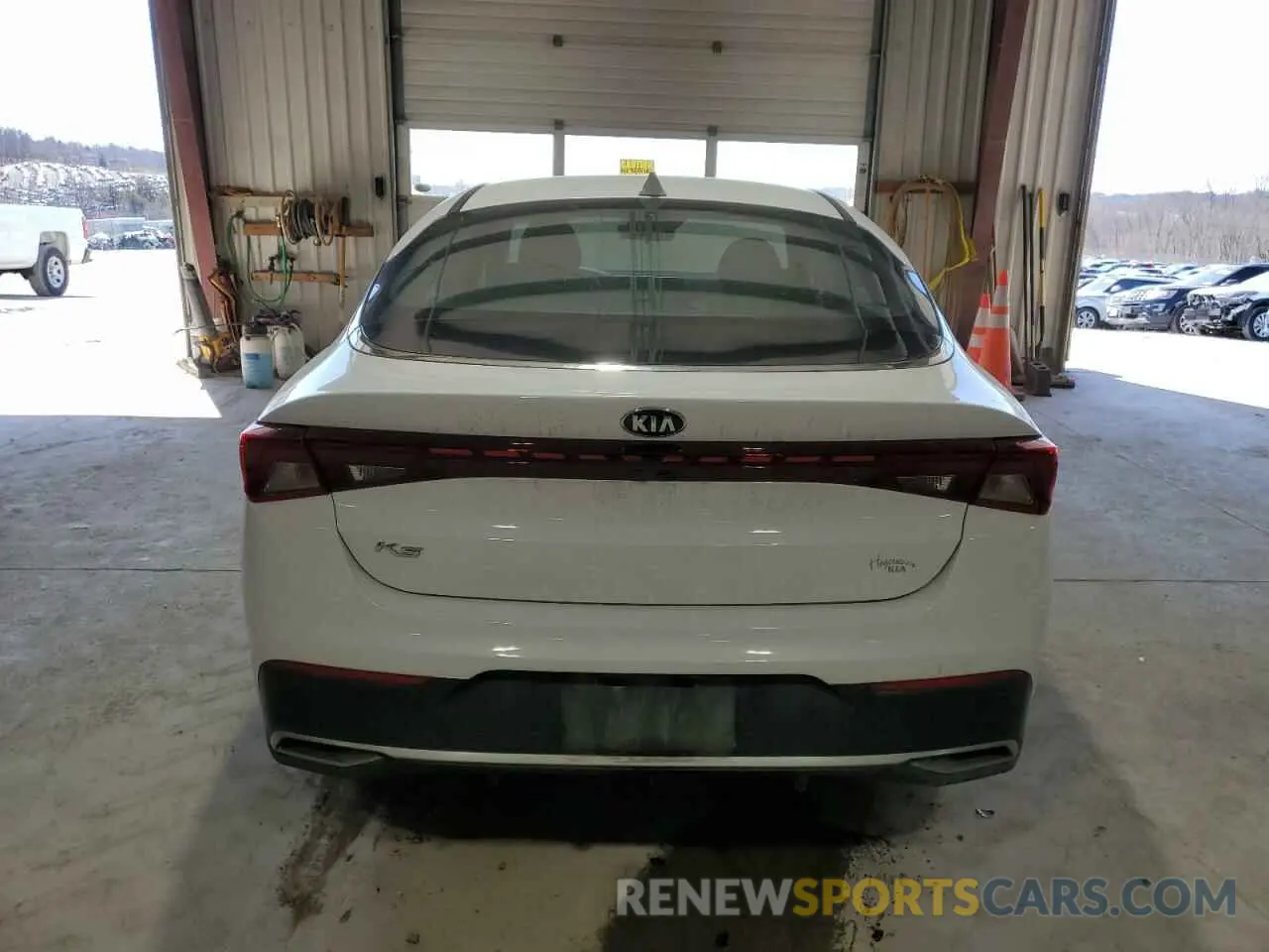 6 fotografías del automóvil dañado 5XXG24J29MG027458 KIA K5 2021