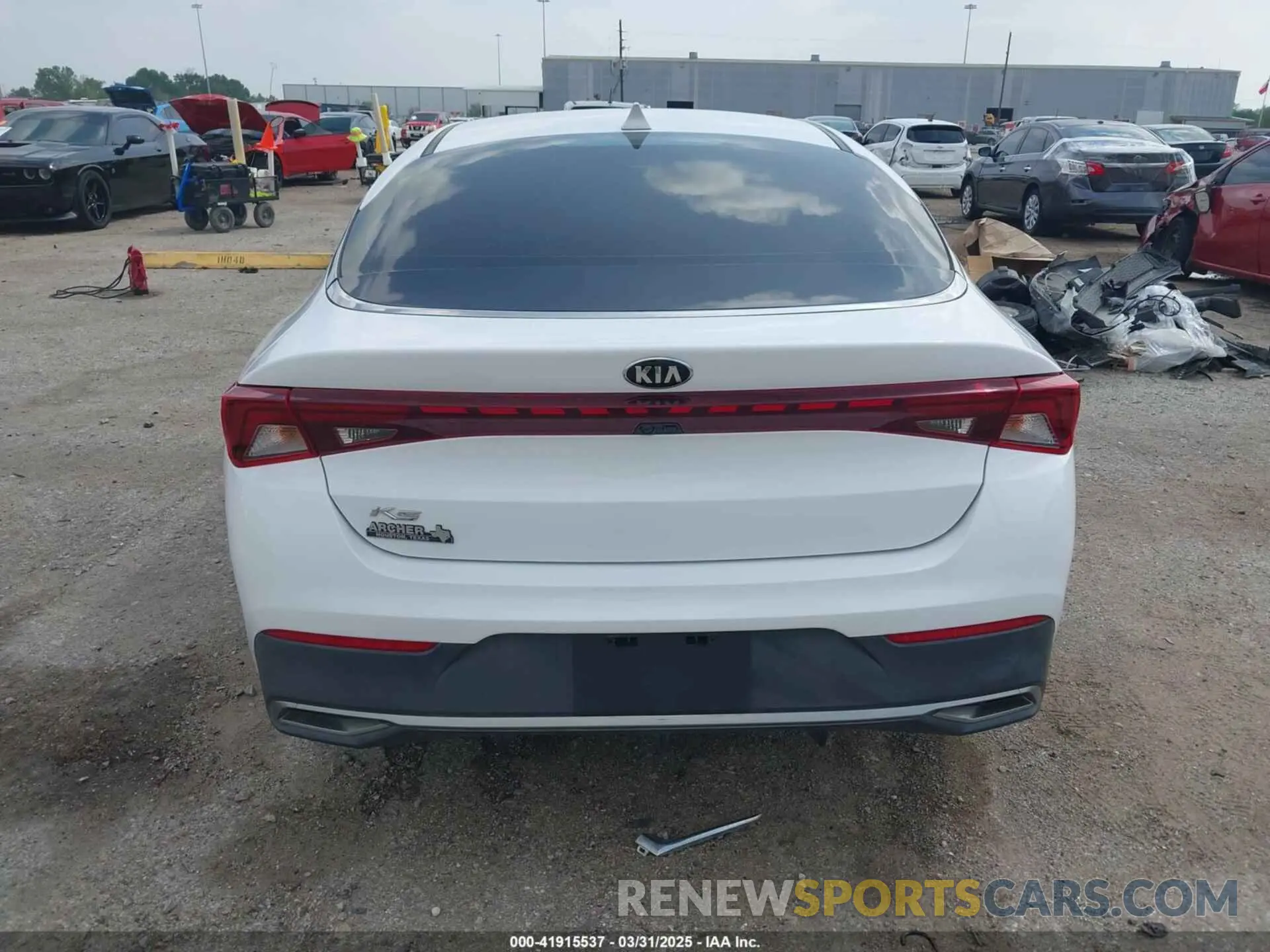 15 fotografías del automóvil dañado 5XXG24J2XMG022432 KIA K5 2021